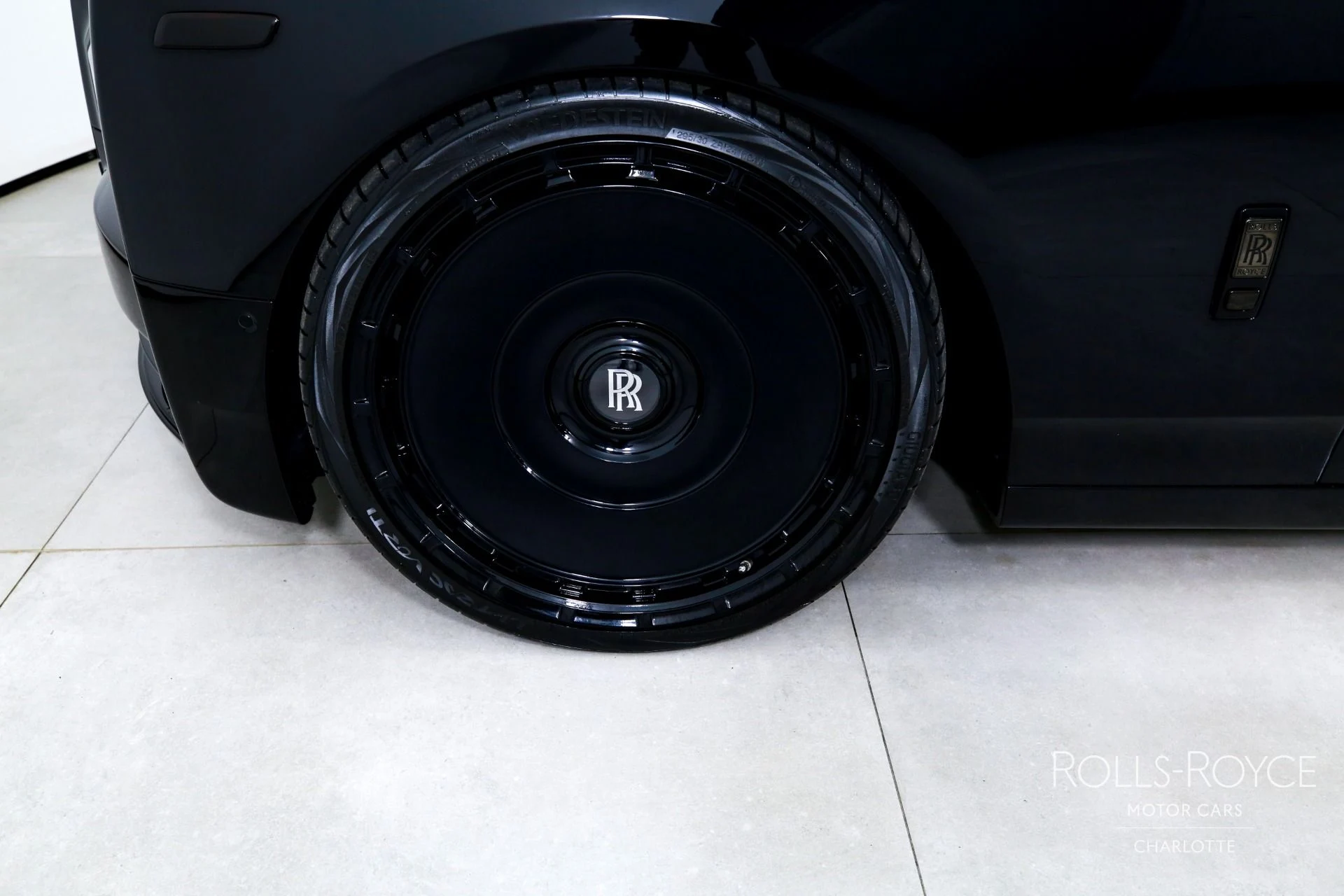 mph040_3001418879_Used_2019_Rolls_Royce_Phantom_1769450314_37e9782b9f