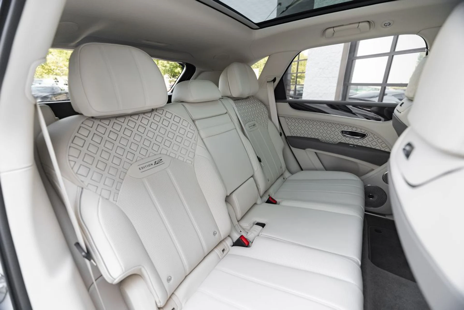 mph040_300635921_f362874cff78167a186d4245b5f85a4bx_b766a17ef3