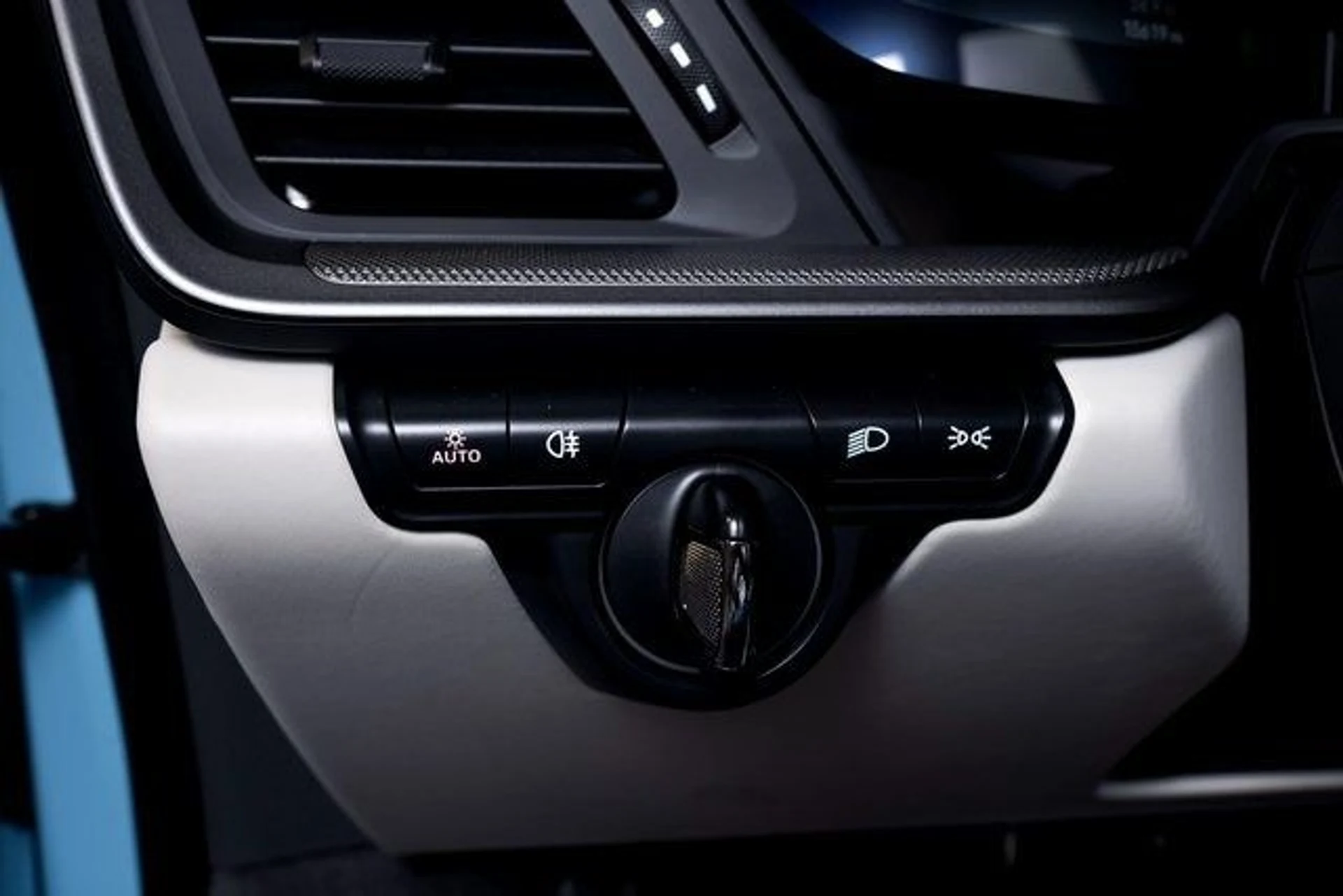 mph040_3016397826_cd6b72dbccd0808c253f6dc54547c01bx_6016b56c94