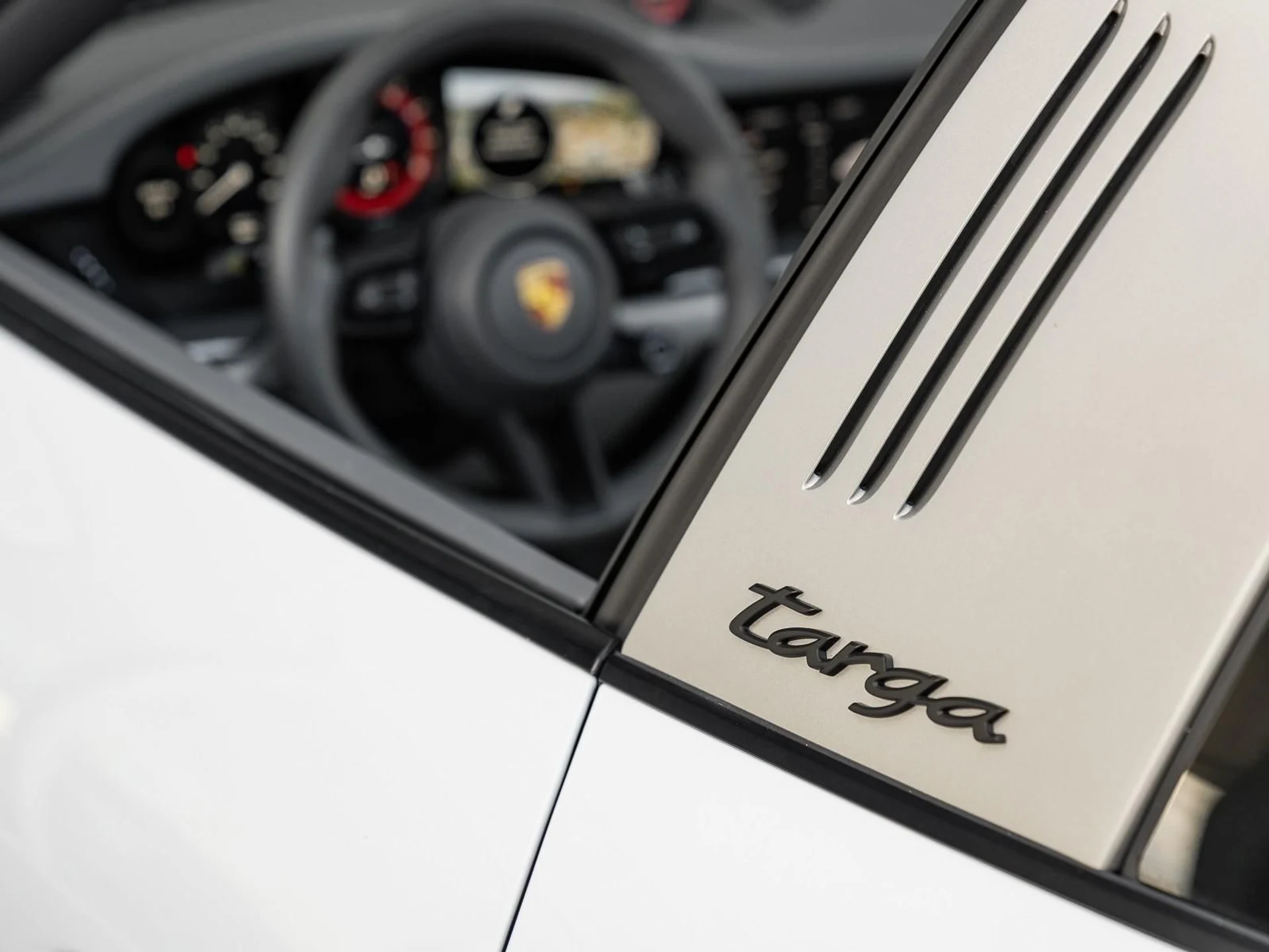 mph040_3037790747_Used_2023_Porsche_911_4_GTS_1764191357_fb0fd8a1aa