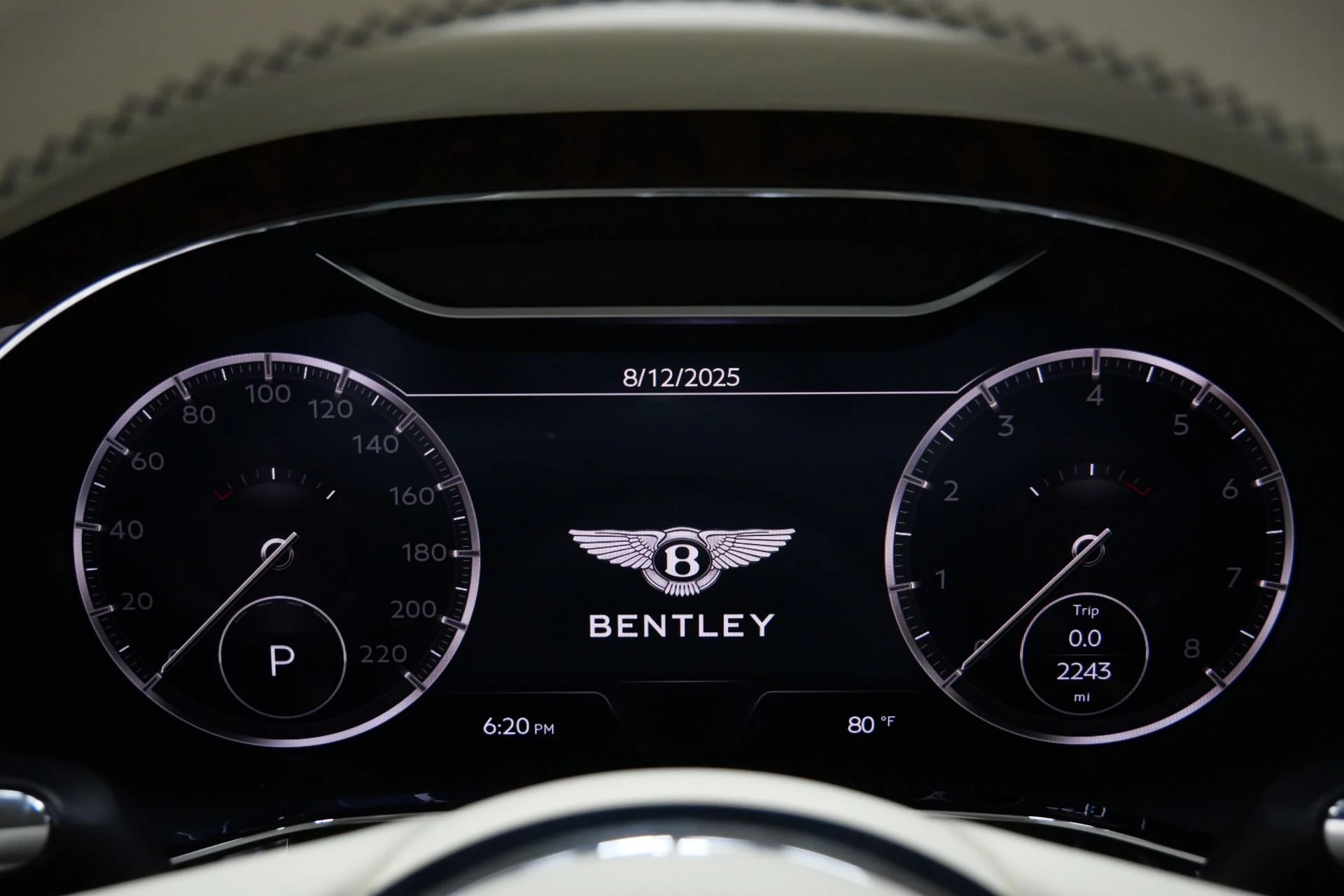 mph040_3046964083_Used_2022_Bentley_Continental_GT_V8_1755108138_67914c4b32