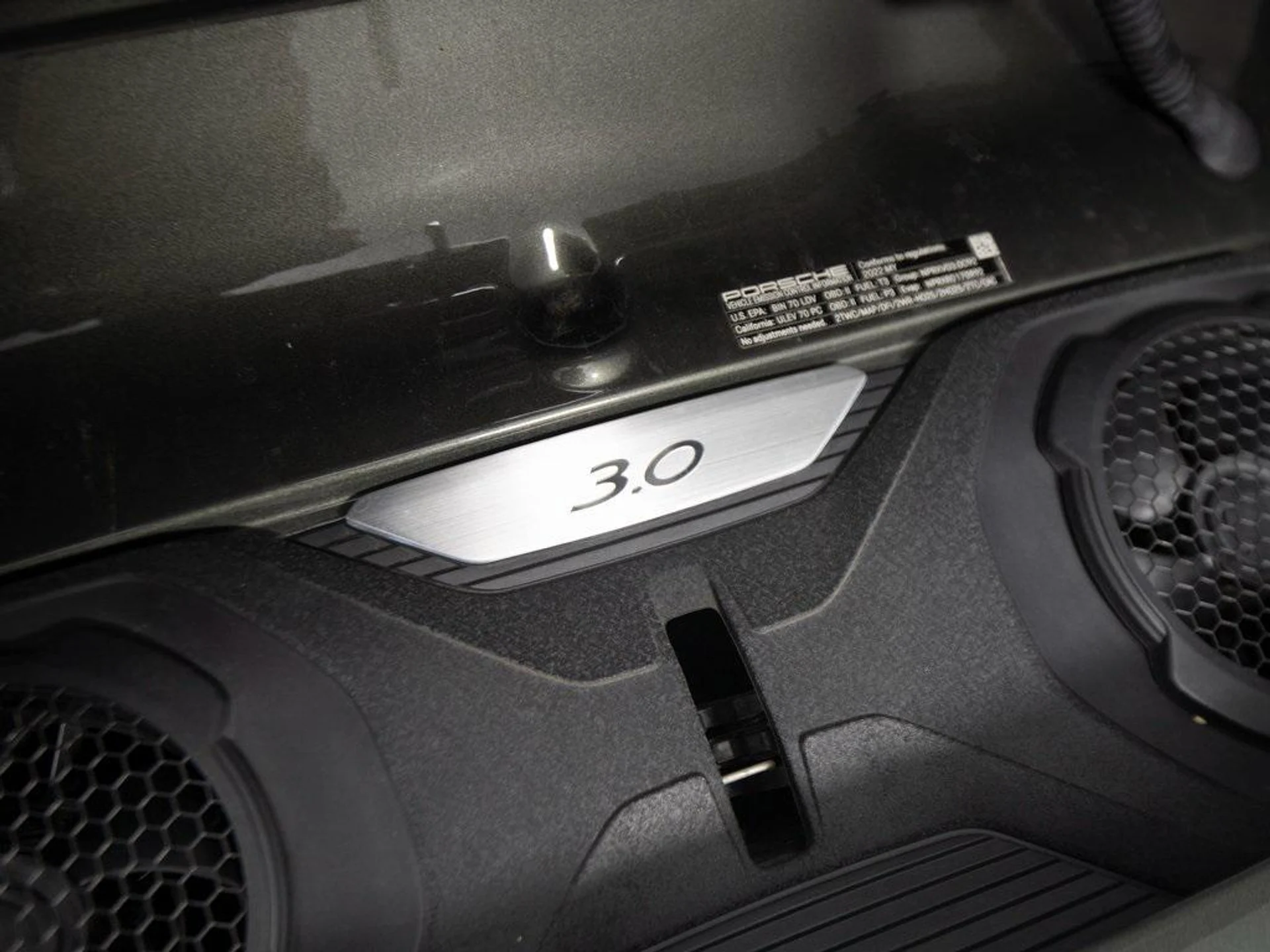 mph040_3047232482_M6f_QF_Thf_Y82zj1_Cl_Ee_D8i171fso_d5c26f9895