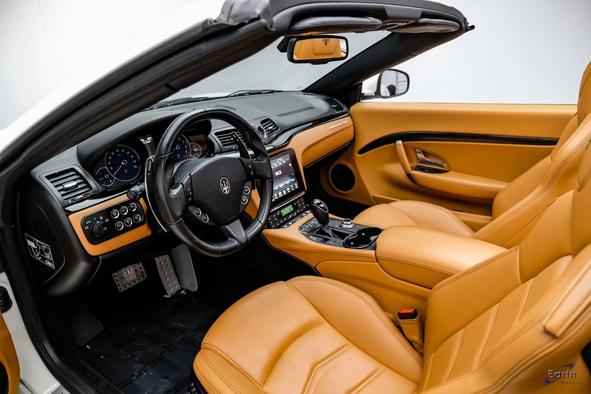 mph040_3051600963_0f03834d939feaa3a202cf7ba02a6413x_0a6312cc6e