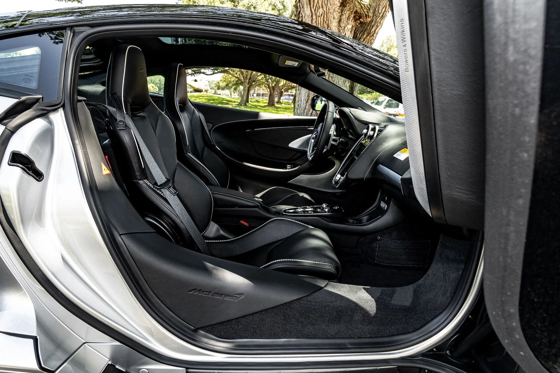 mph040_3052635955_137_p41_l_943620fc2e