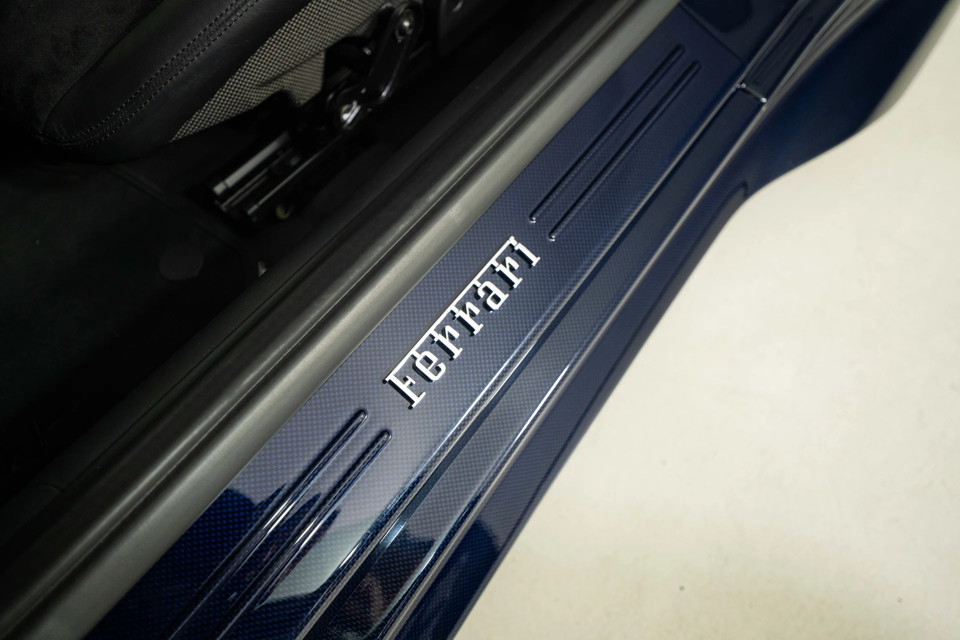 mph040_3054736051_84b18f82703914a84c4633b1afa06073_7bede2a2f5