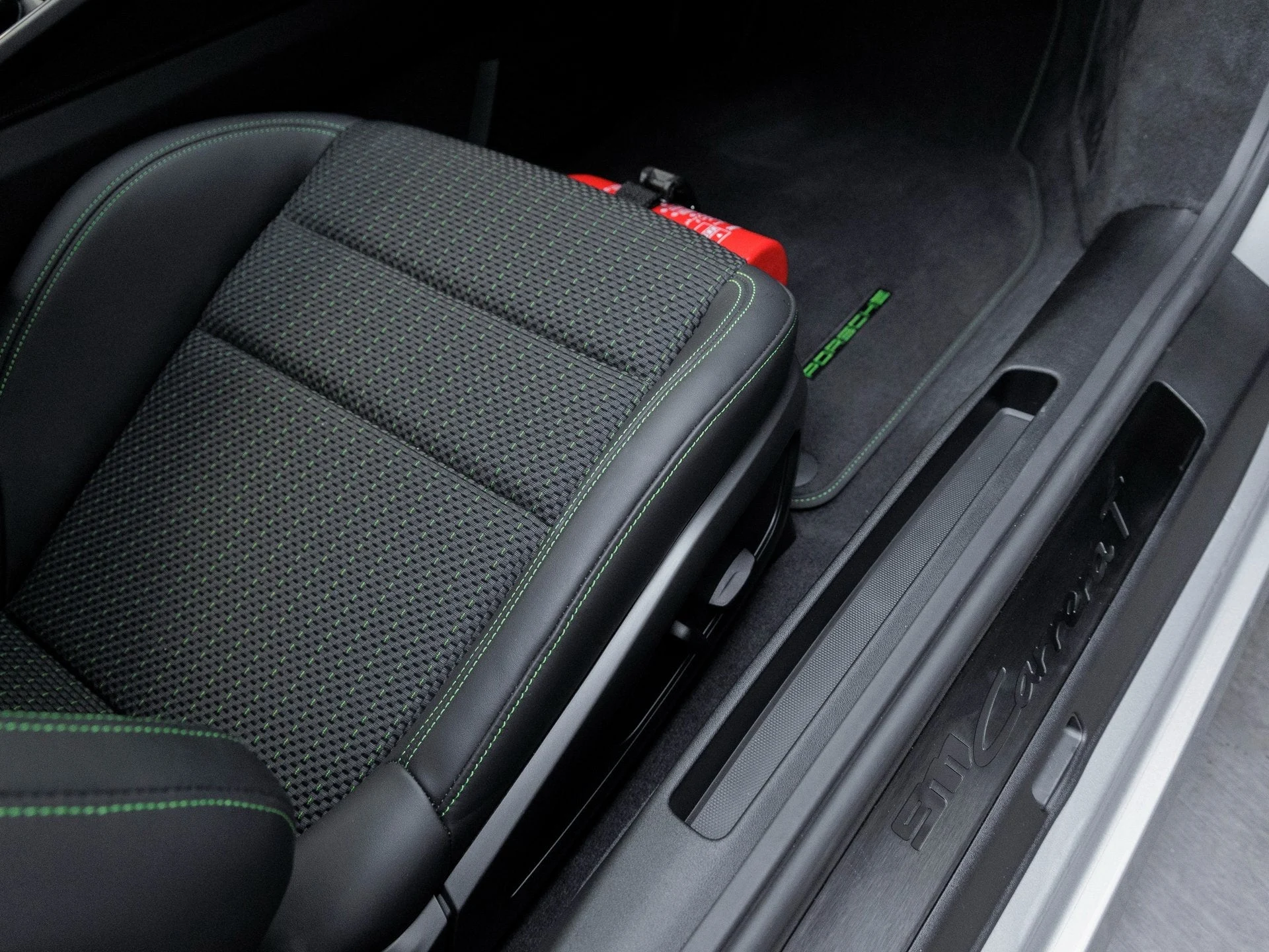 mph040_3056332744_41_6f02940a68