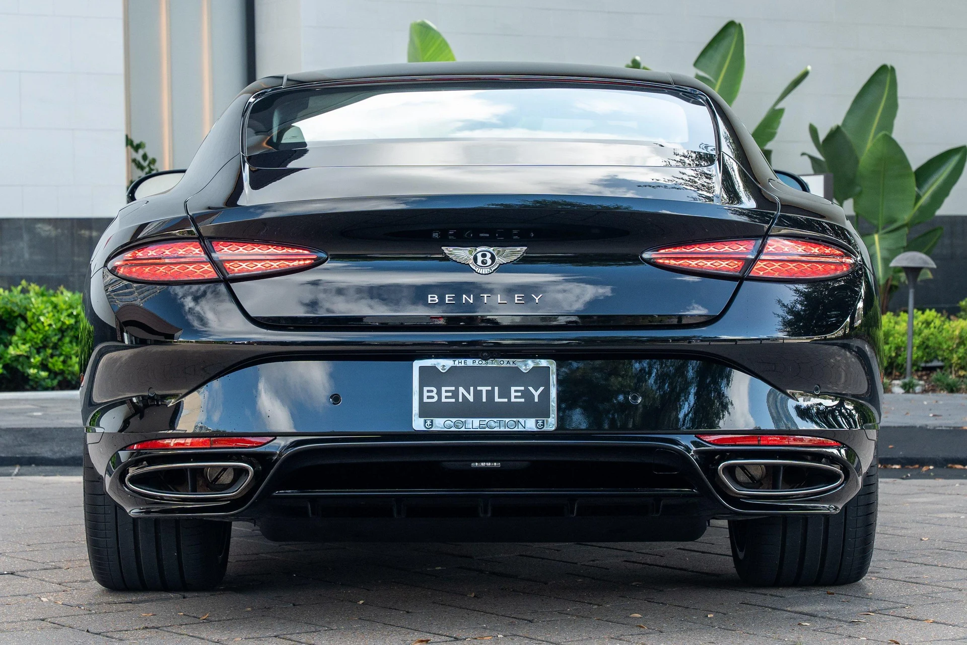 mph040_3060633608_439893878_68885804327455e0273381ea_c6779552c7