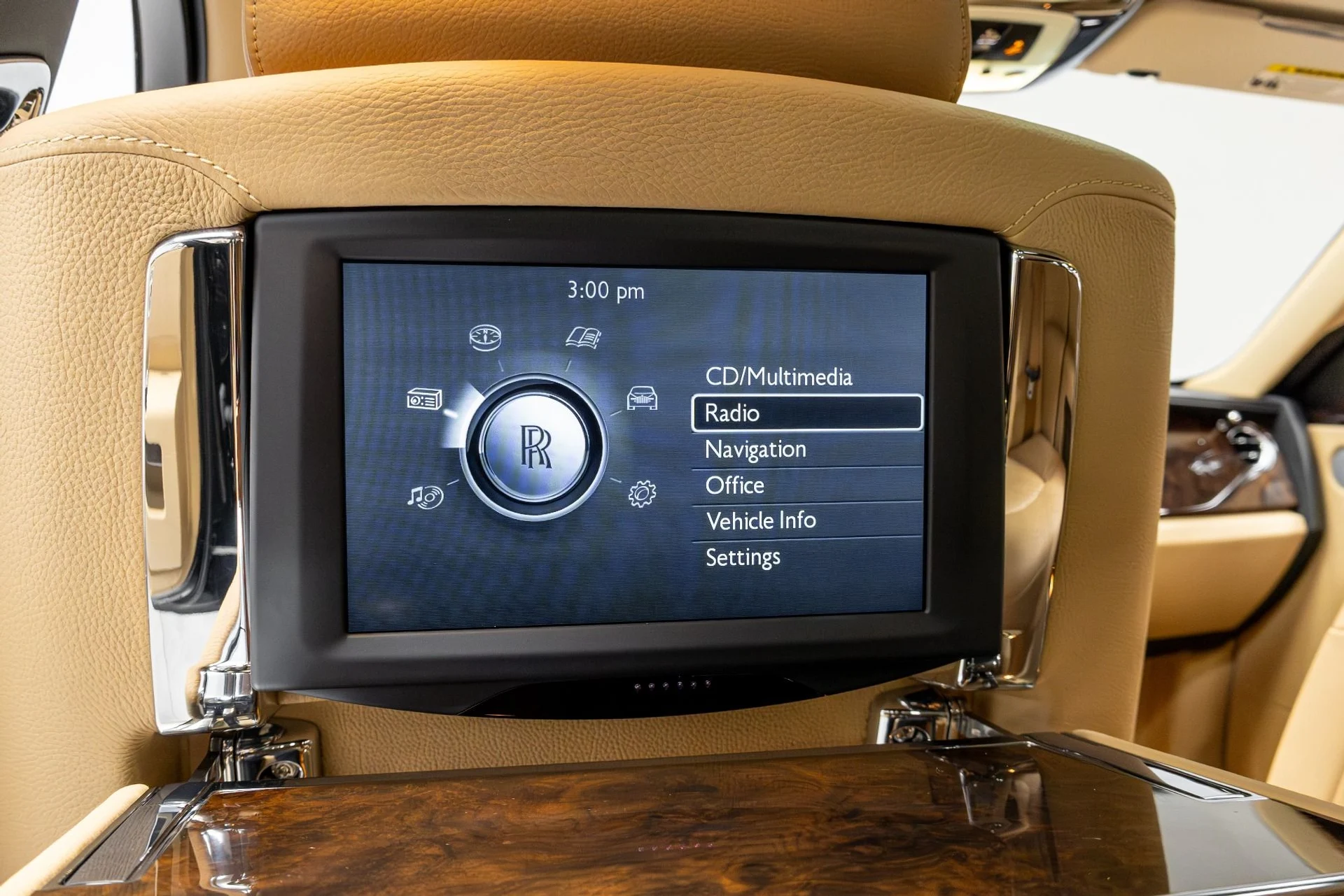 mph040_3079547264_Used_2011_Rolls_Royce_Ghost_1771348774_3174747ccc