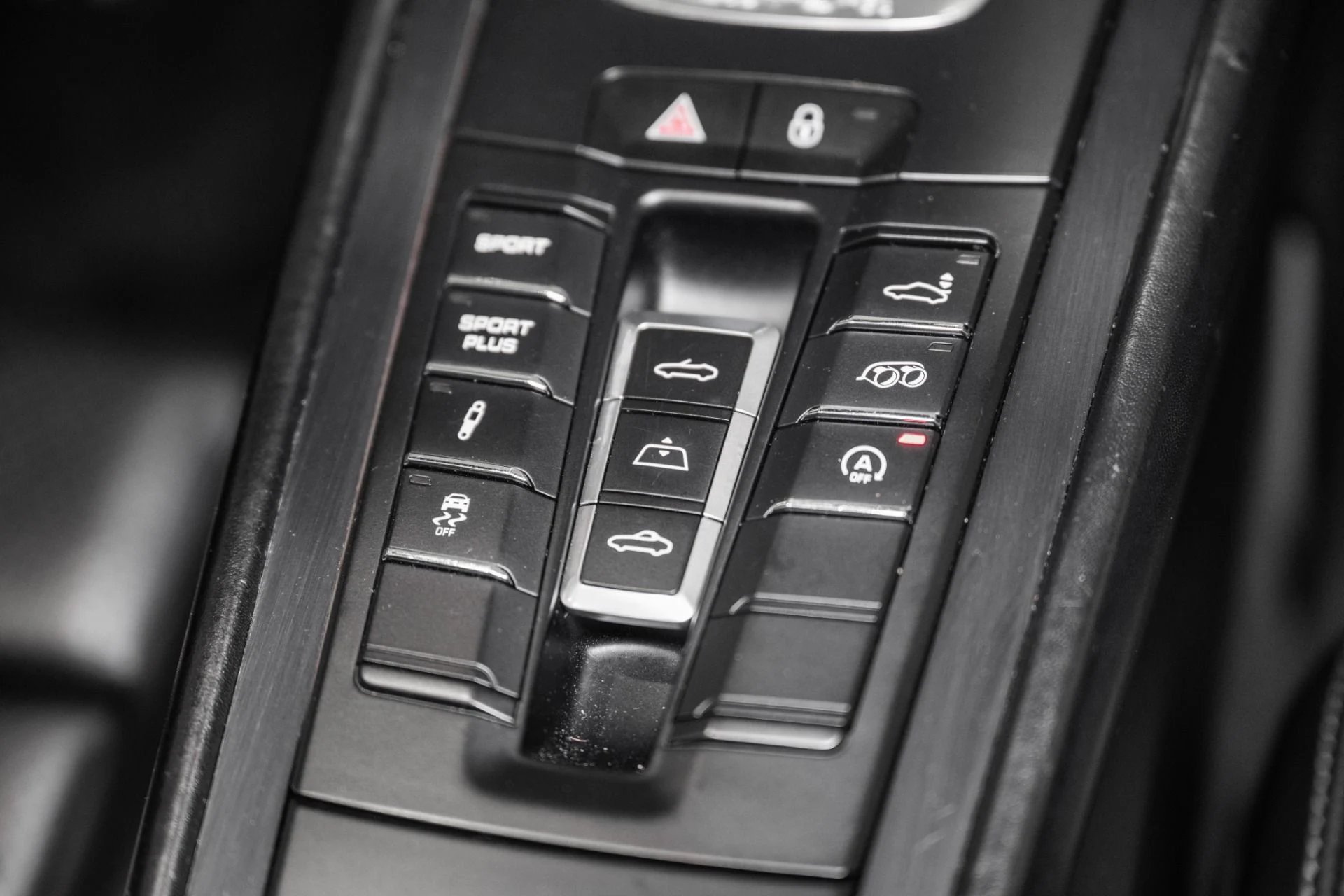 mph040_3089985637_Used_2016_Porsche_911_Carrera_GTS_1766505219_9e3d63504a