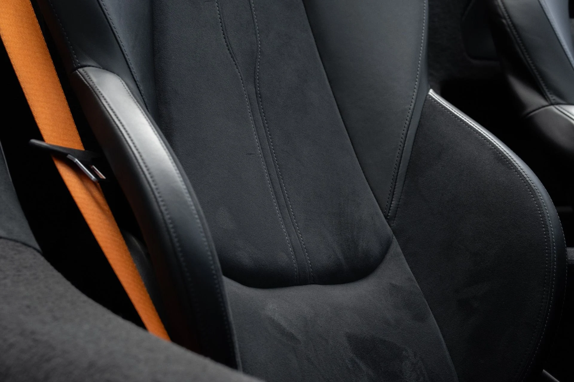 mph040_3112727119_Used_2020_Mc_Laren_600_LT_Spider_1759250261_ed13b05f93