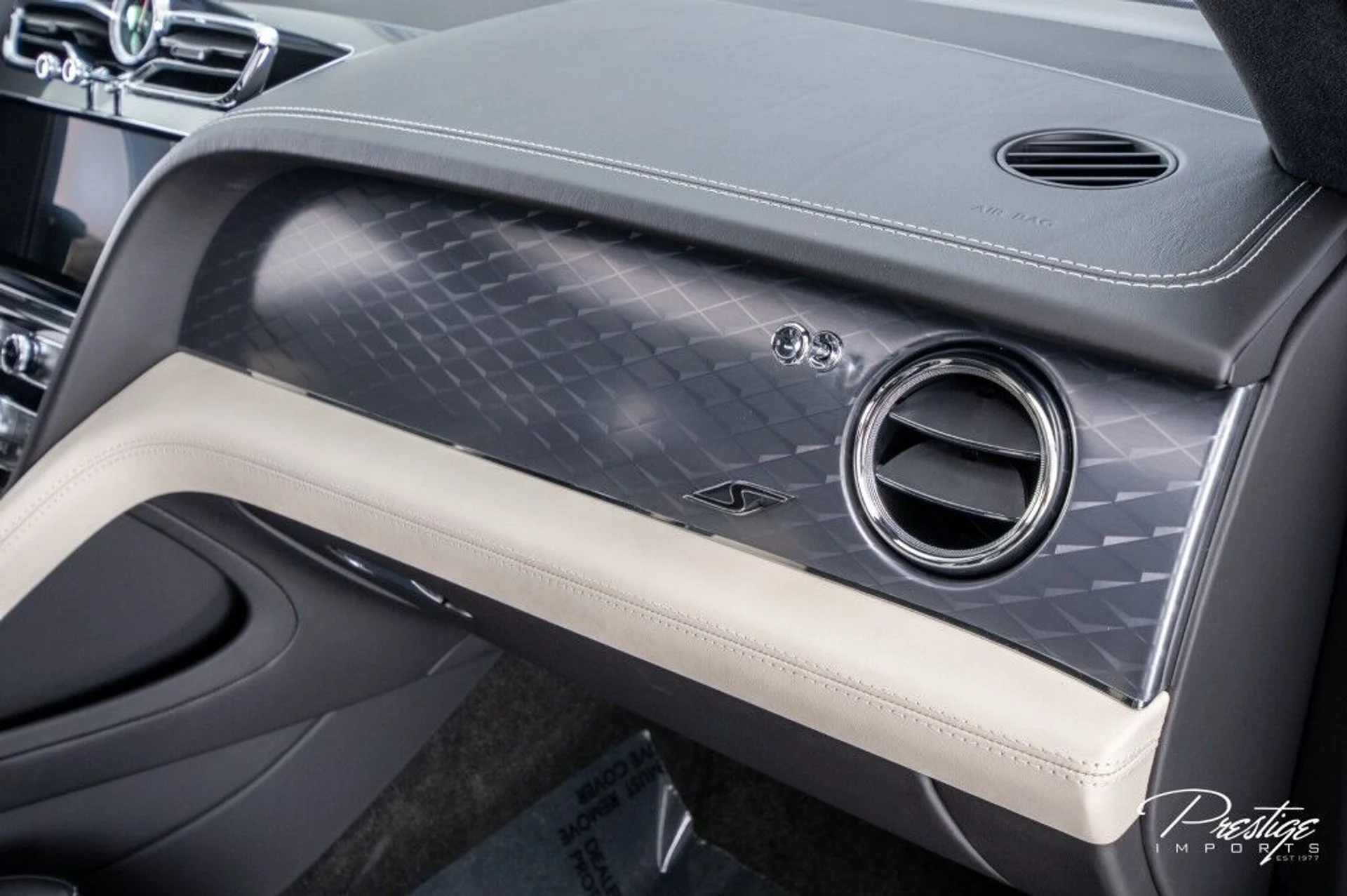 mph040_3124028880_fe040cadf8417adf6918c2f2e20d6a22_0784305a54