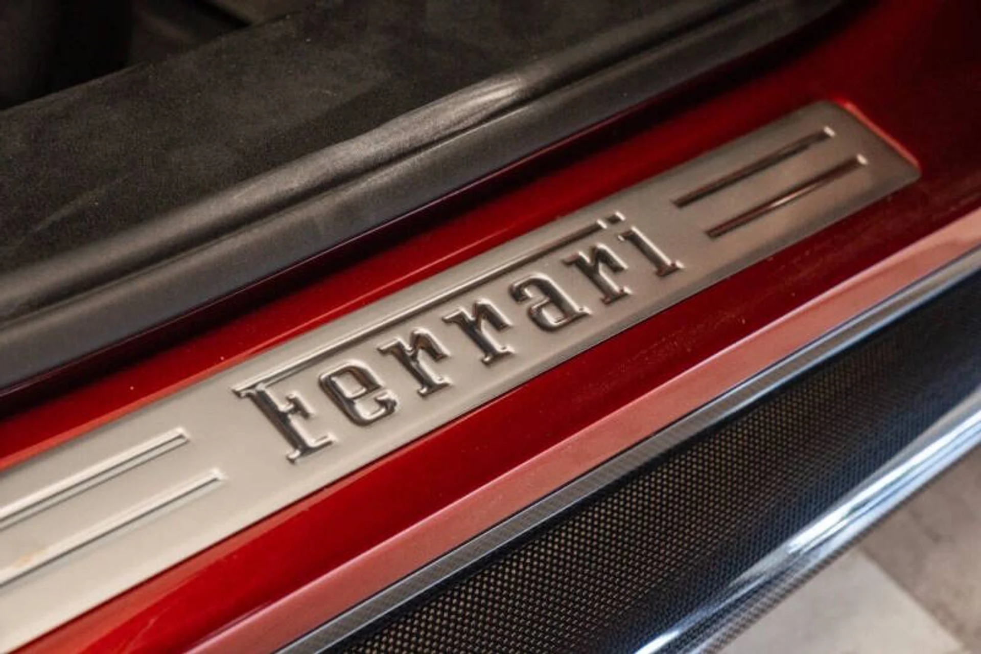 mph040_3126163725_2025_ferrari_296_gtb_base_2dr_coupe_074e6c43a2