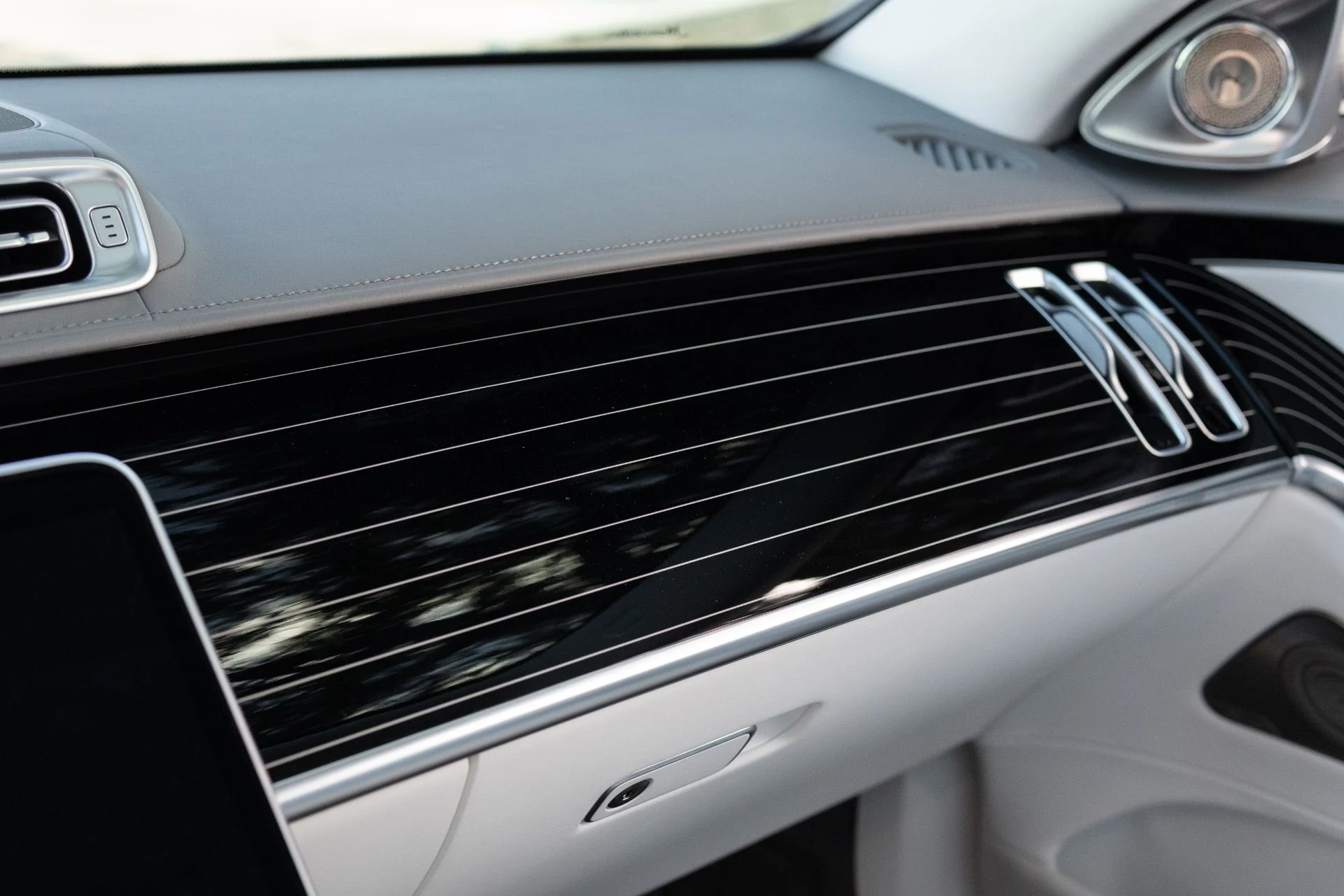 mph040_3127632960_Used_2022_Mercedes_Benz_S_Class_Mercedes_Maybach_S_580_4_MATIC_1769453531_0ded0b8c1a