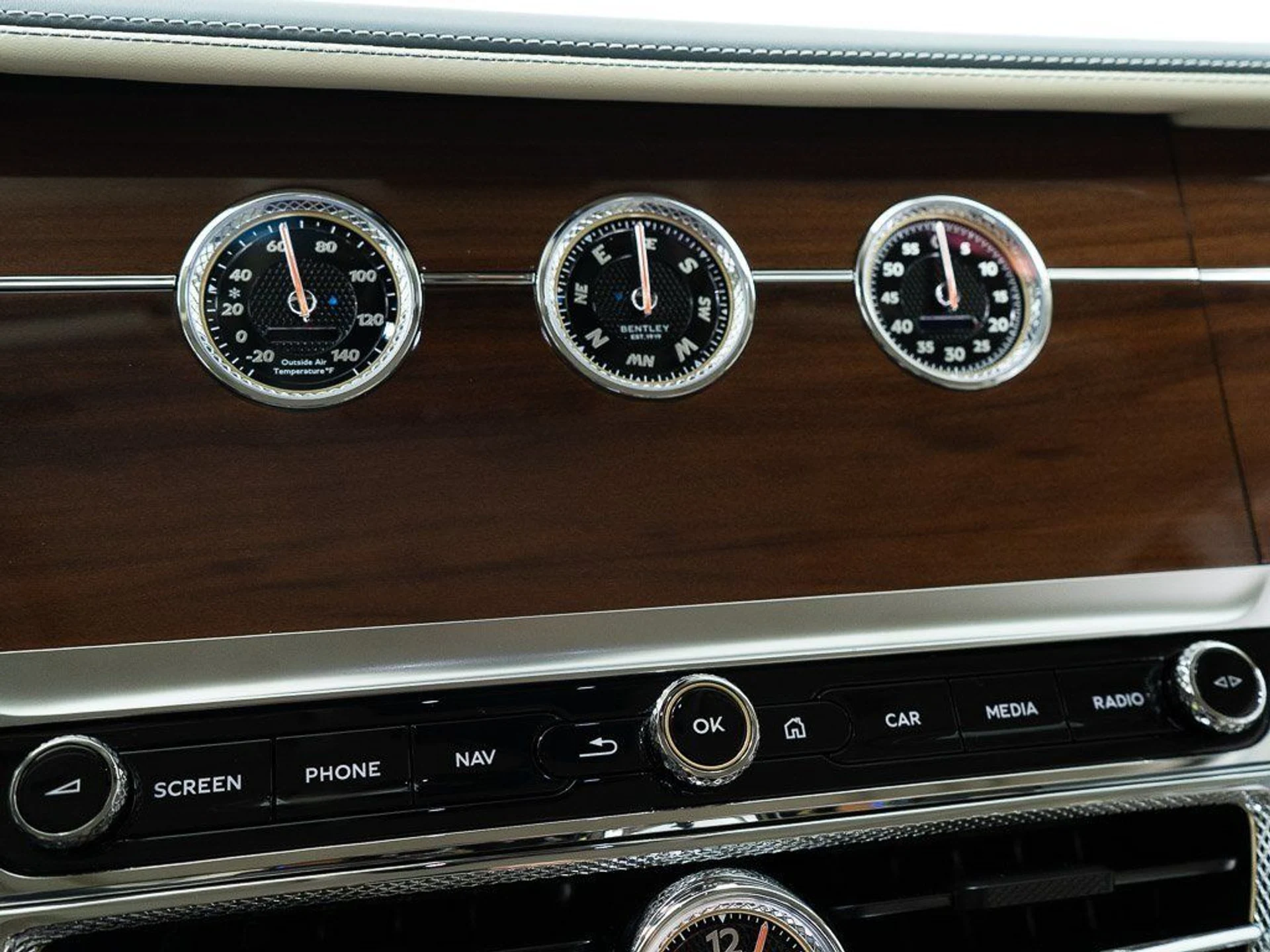 mph040_3157459057_99fcad179e2142638fbb731787788c34_6ac9bee179