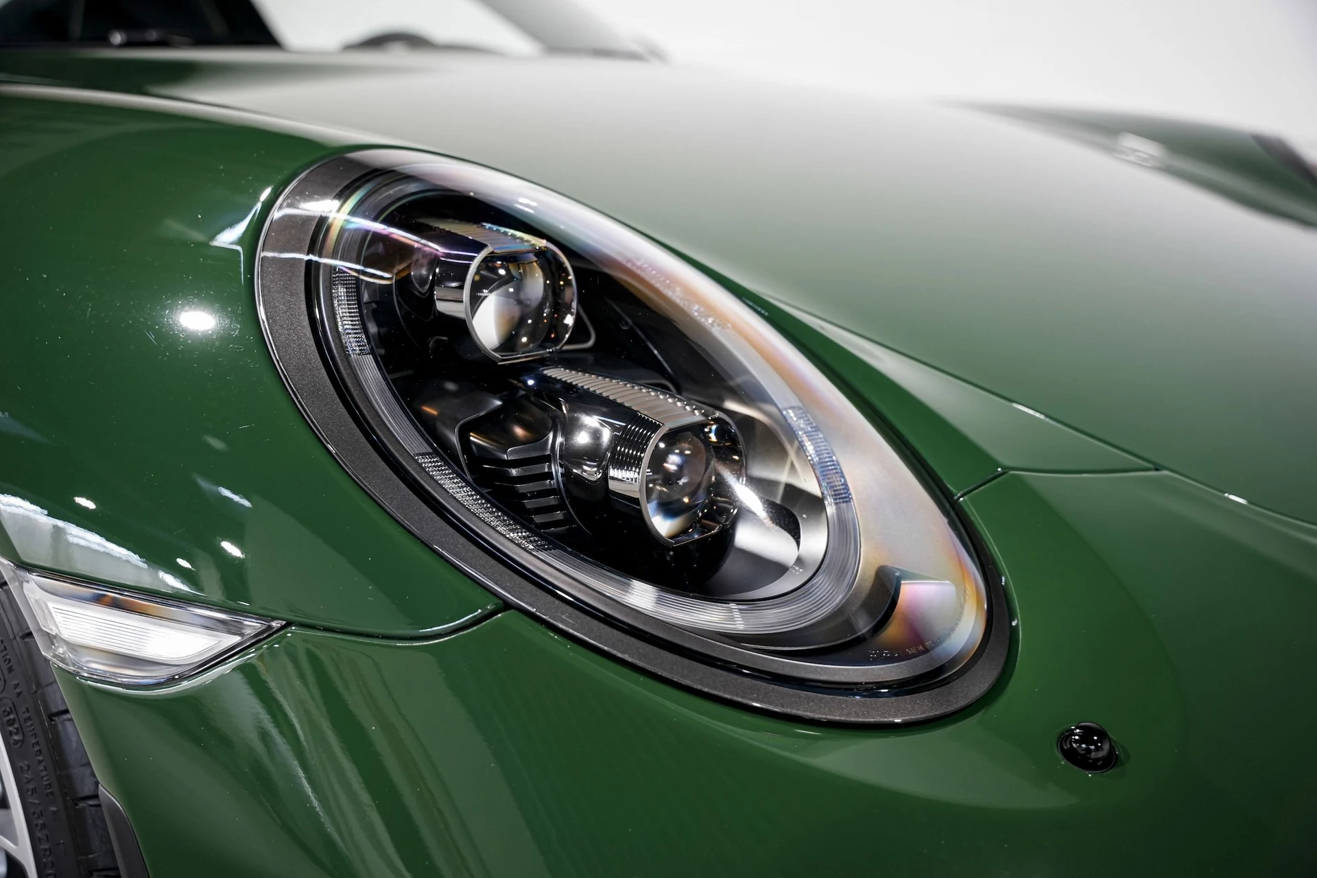 mph040_316517195_9e5d13d9c8b4480a8a1a7c20455bbaa6x_522b641800