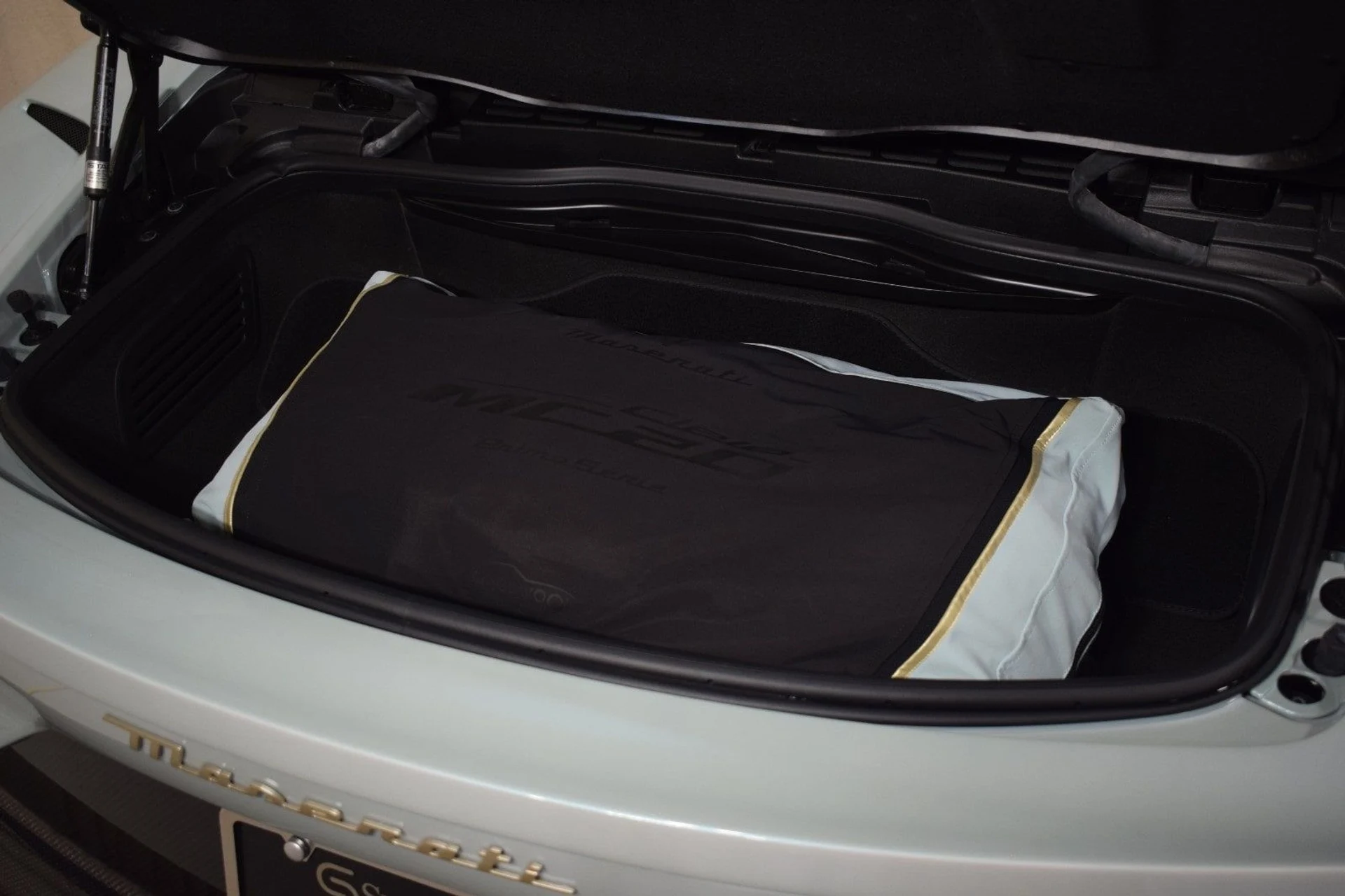 mph040_31652932_4c35513e9ced210e086236b98fb15ad9x_23ff8dd83f