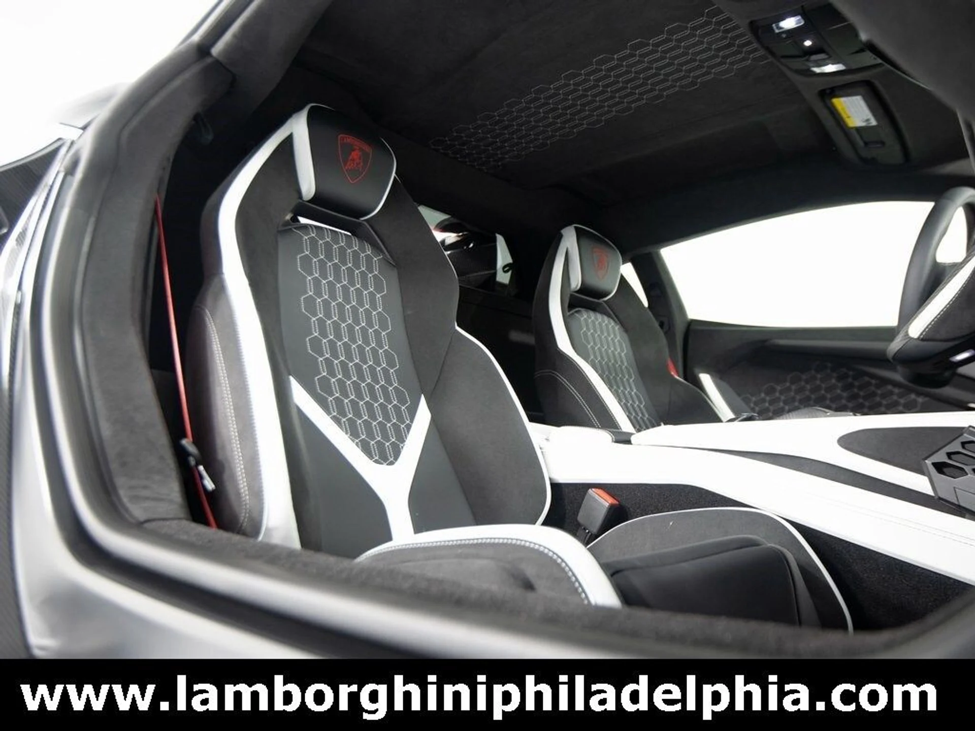 mph040_3173559853_0f311b5df191b8c4389c6329eae7e66bx_586abcdfc2