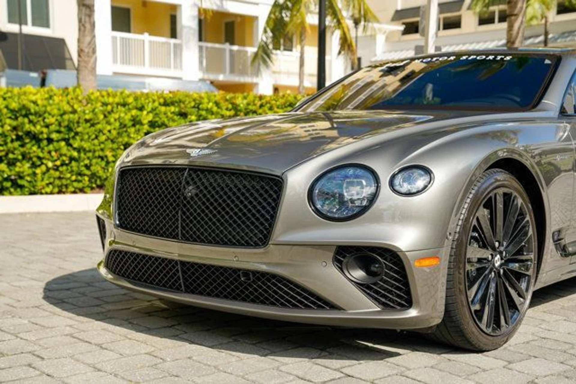 mph040_3181556933_22956151_41_640_97c990475f