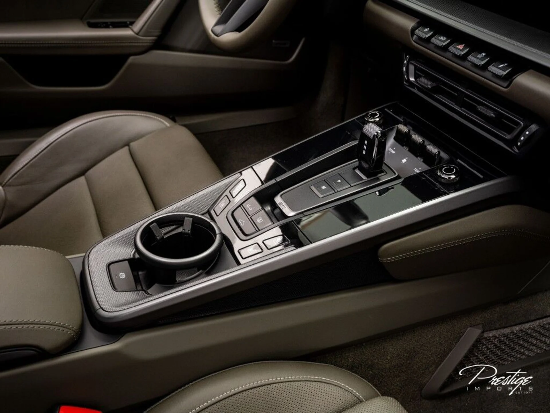 mph040_3185918739_61fa47908ae44649986b99e66e10c631_d561b81d4d