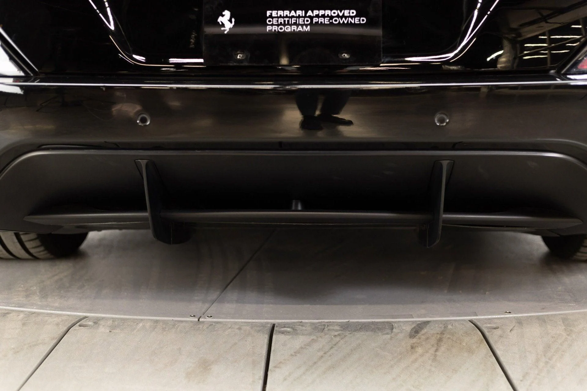 mph040_3187529458_Used_2010_Ferrari_California_1777367997_7ca89ba858