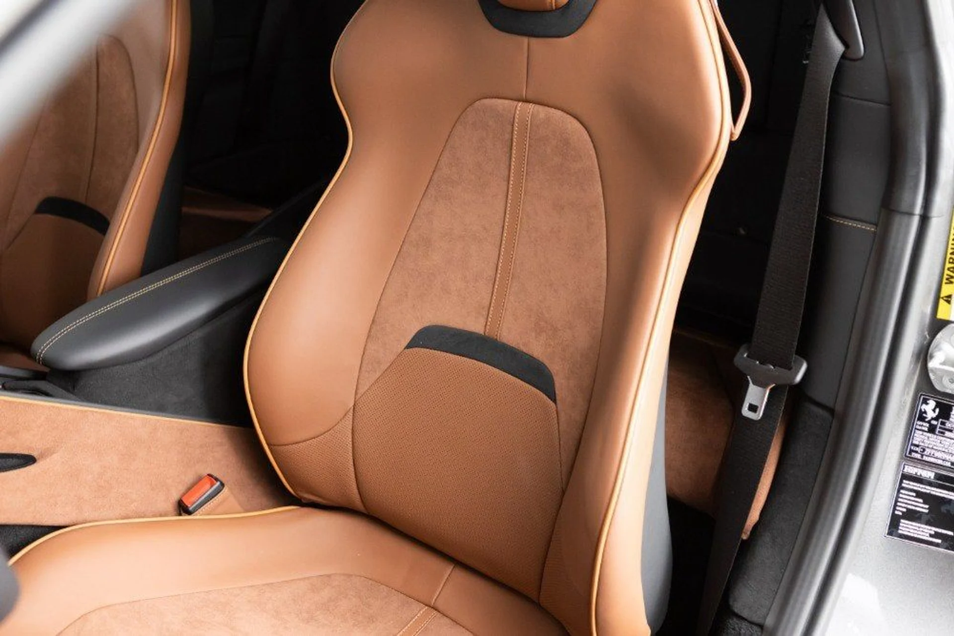 mph040_3192541585_2ac4b7ec5050457caaff2ddbe8f2997e_0686dfd047