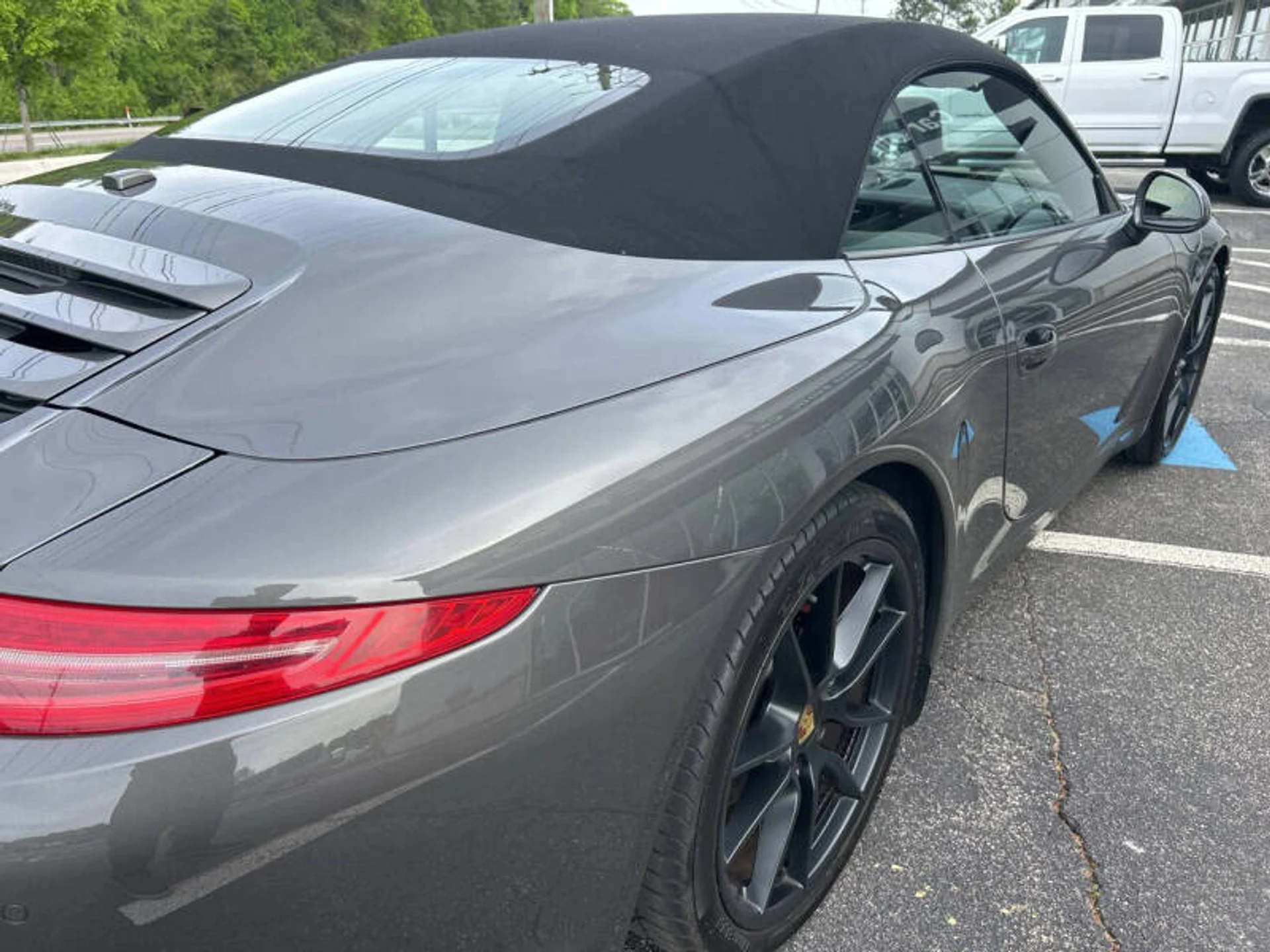 mph040_3203981580_2016_porsche_911_carrera_s_2dr_convertible_cfc30e954b