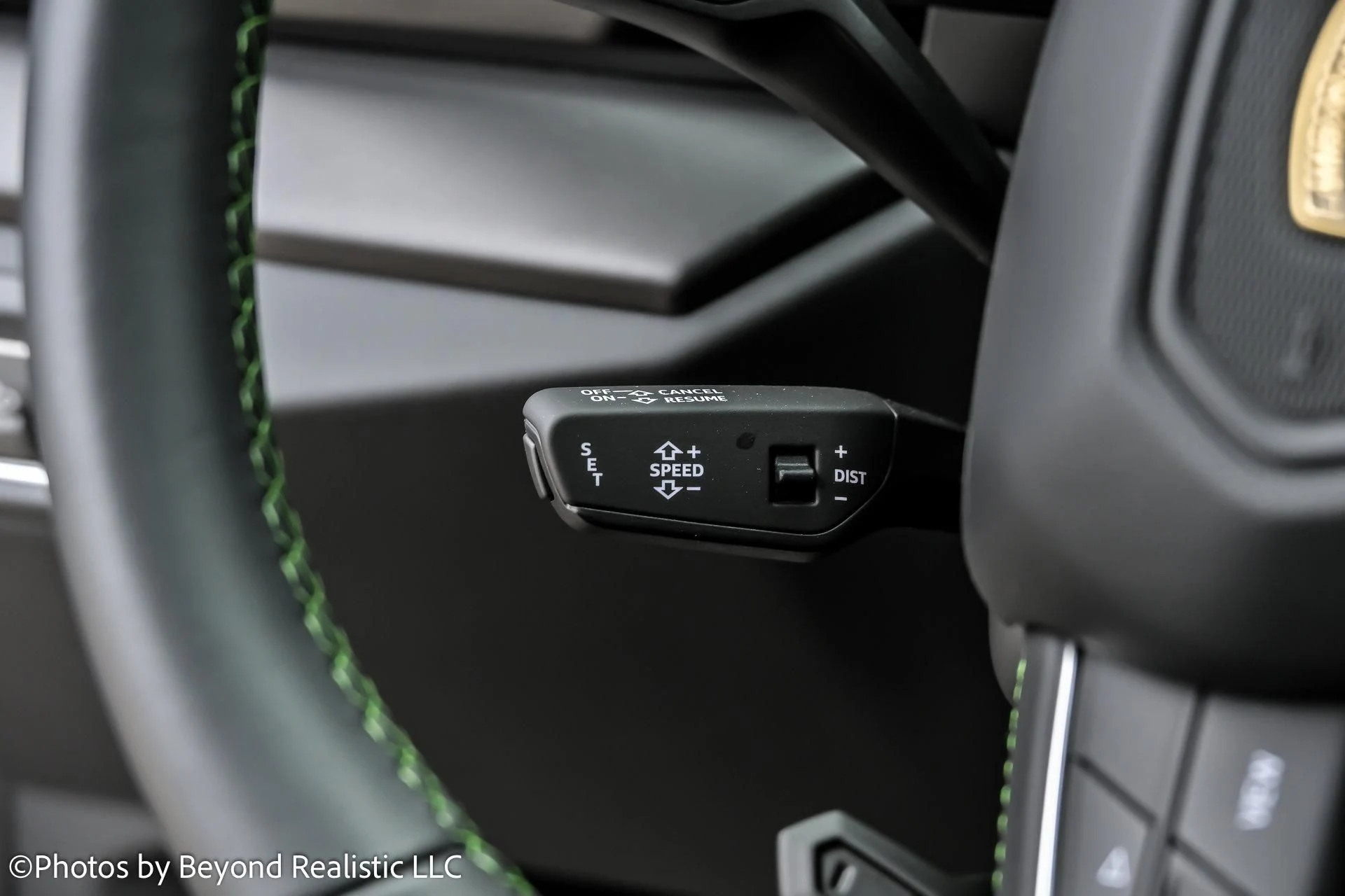 mph040_3204983902_Used_2024_Lamborghini_Urus_S_1766655599_9533a45b19