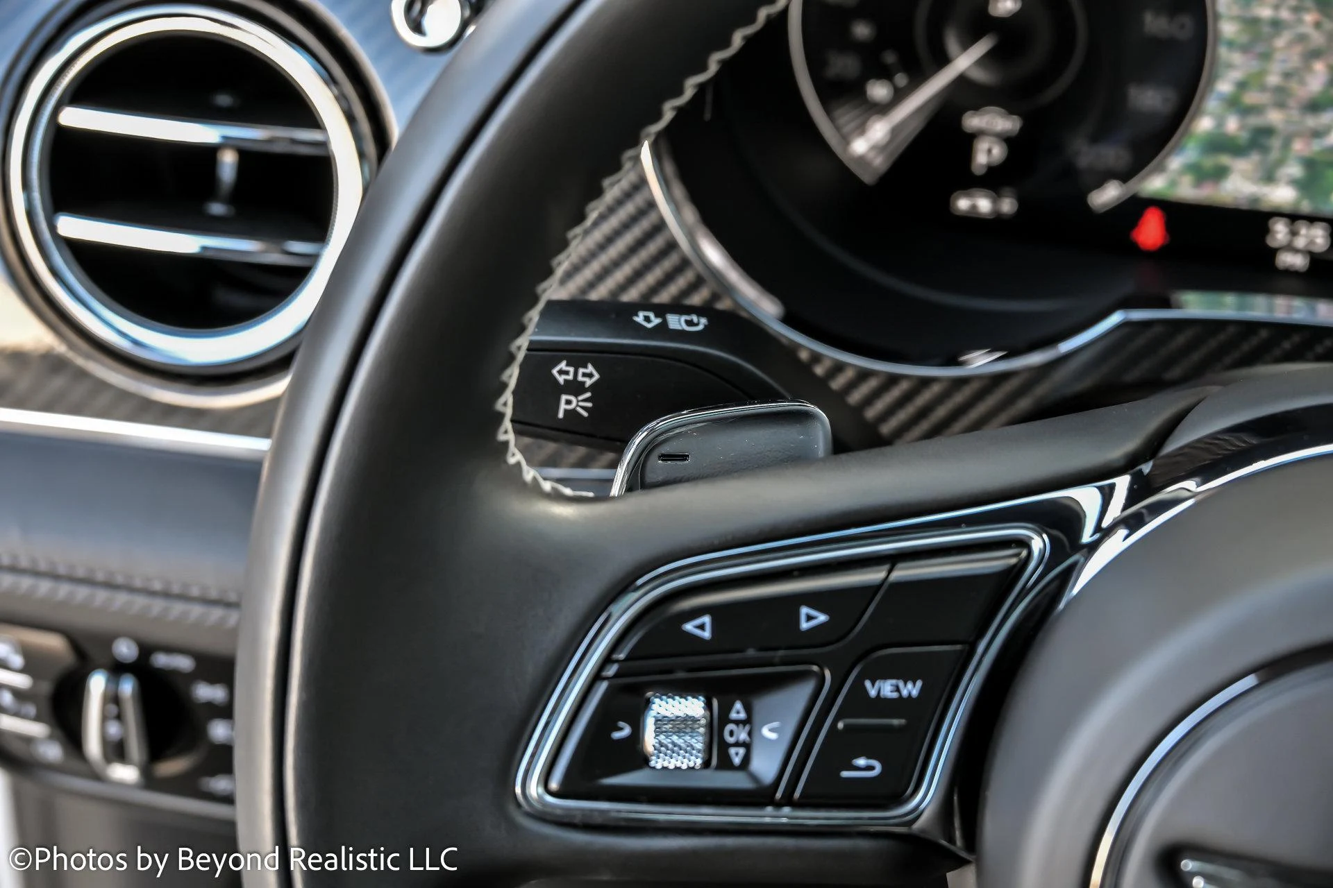 mph040_3211015274_Used_2021_Bentley_Bentayga_V8_First_Edition_1762852466_baba53da2a