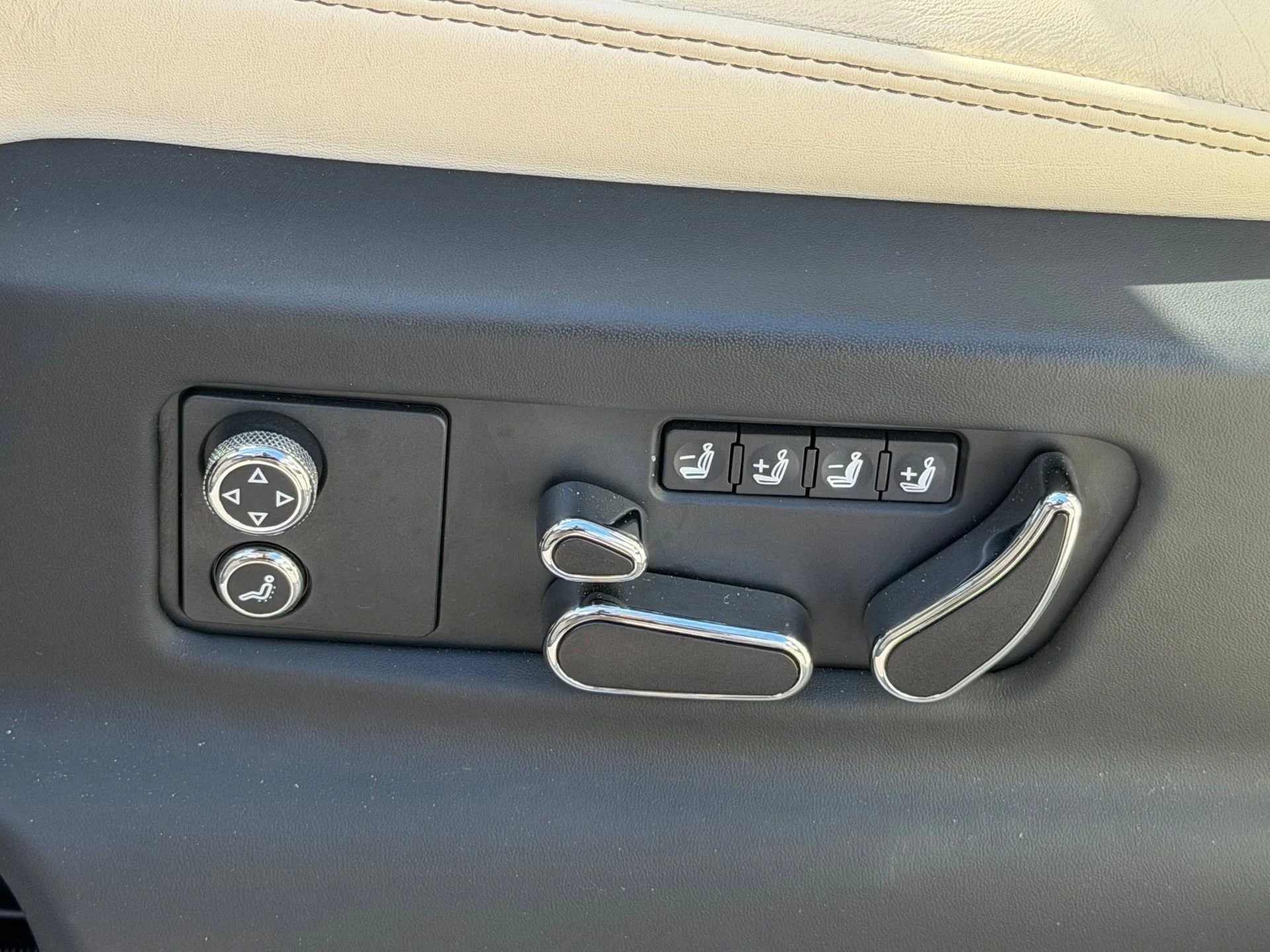 mph040_3211251253_e41bbfb115db40c8858657c41ec24d39_2b11a0c164