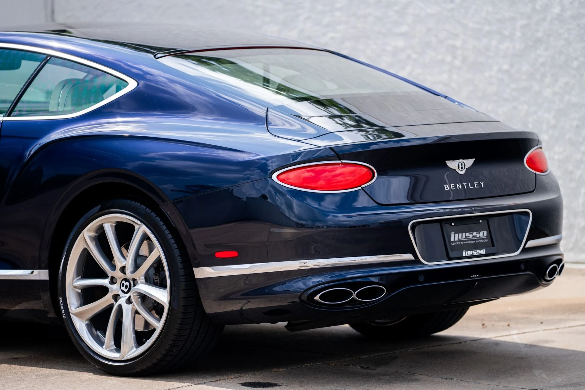 mph040_321243071_Used_2022_Bentley_Continental_GT_V8_1761245175_c2b344e24b