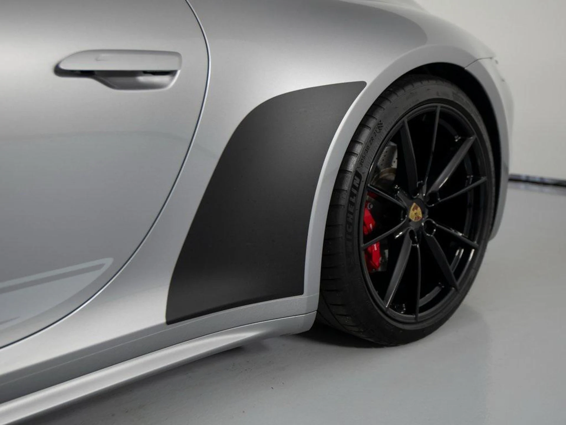 mph040_321363182_ld6z_Xmozr3_Mmxfz2_C_Qem_U_Shzy_V8_d867fa706f