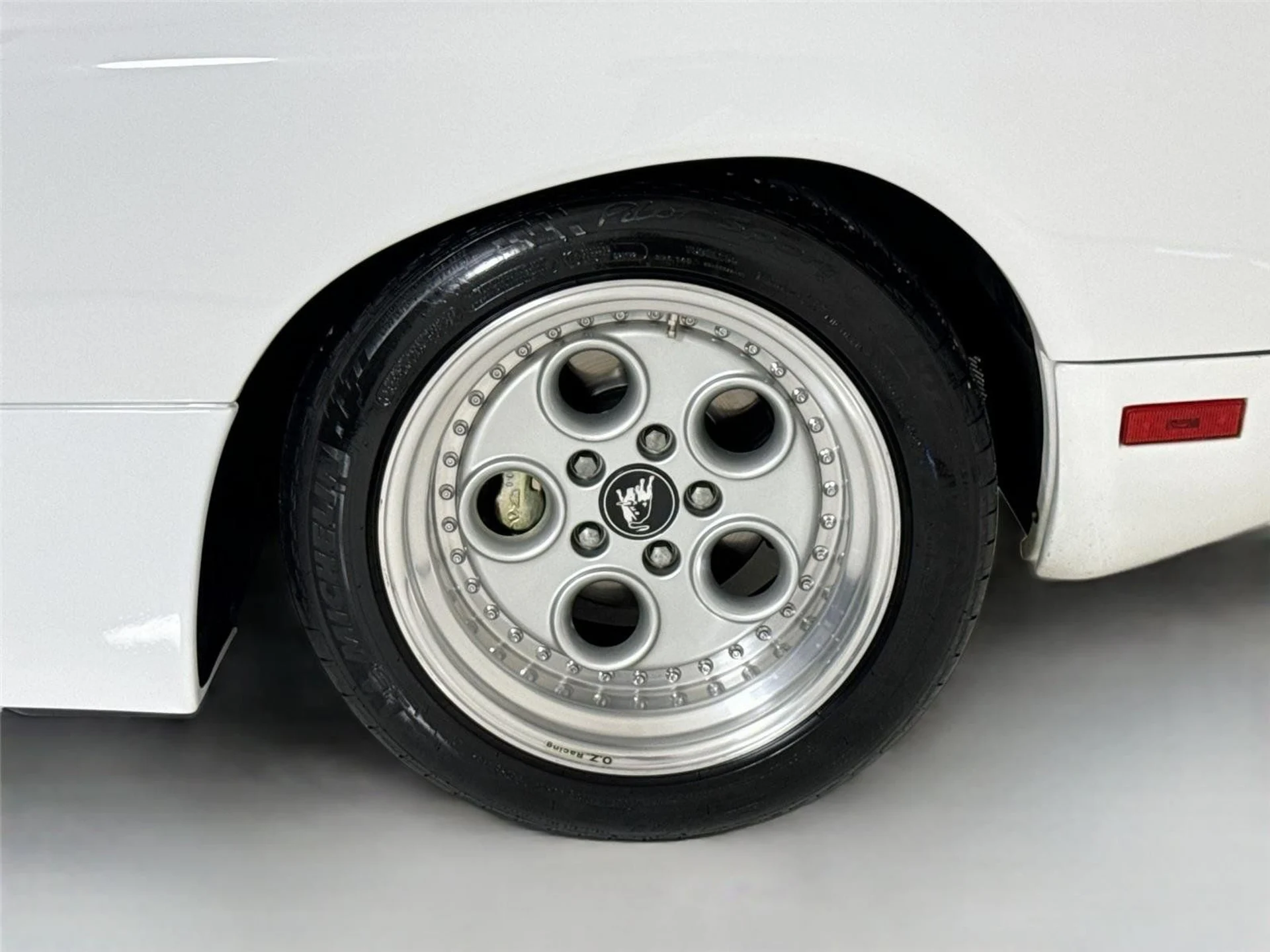 mph040_3233013629_aed2d06e0368b89e2ad8d7b2c99d5e17_ed68511bf5