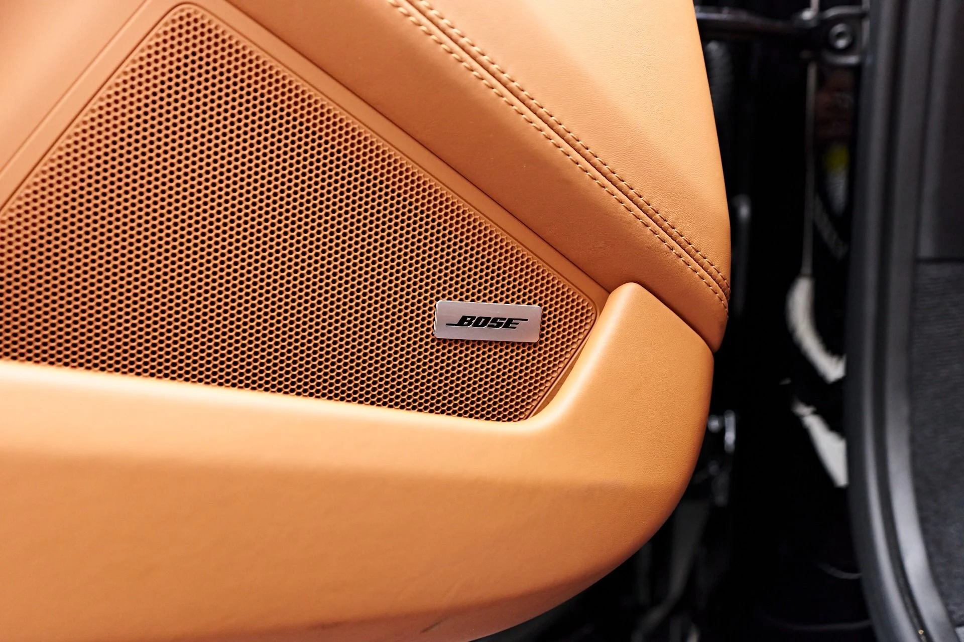 mph040_3253185854_Used_2024_Porsche_911_Carrera_S_1758752834_6a5e767425