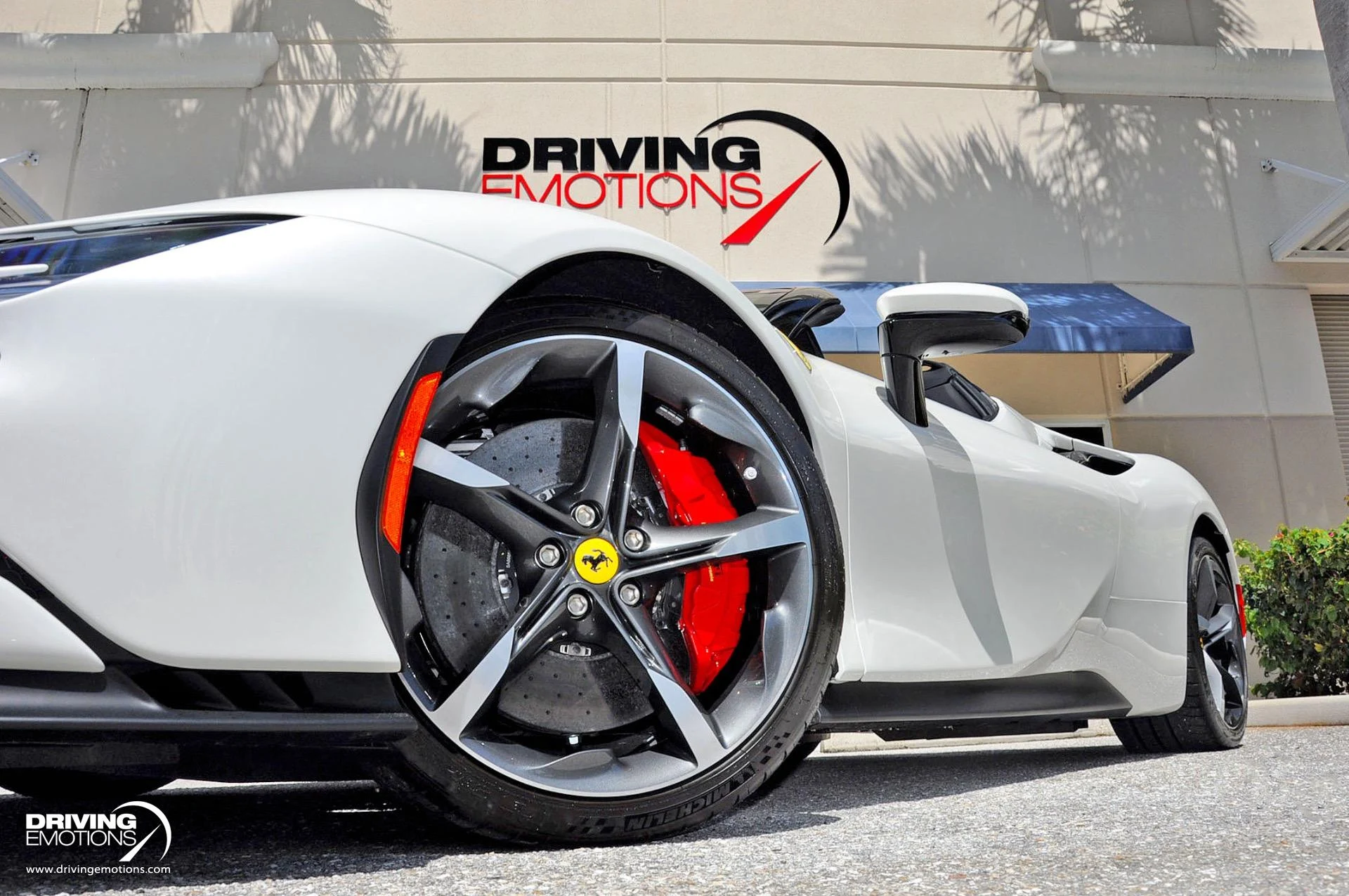 mph040_3254895907_859_p41_l_95cc5bf030