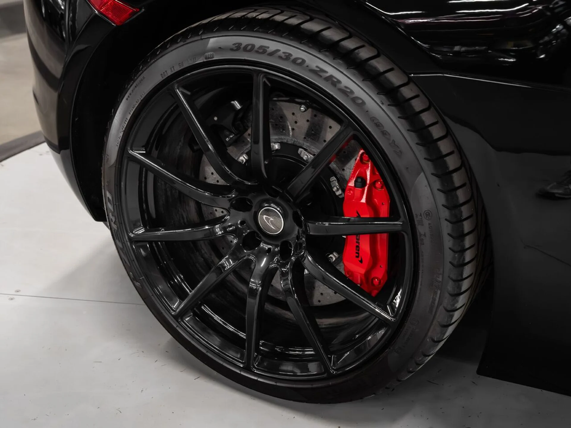 mph040_3268552649_mclaren_650s_2015_c53450b356
