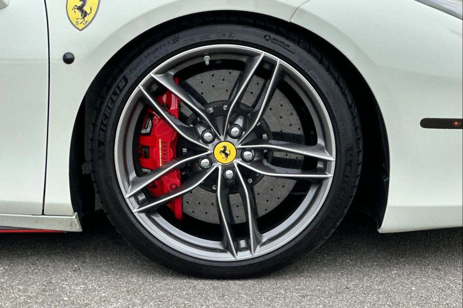 mph040_330727912_Wnmlec5_Yge_Ym_Hz_WB_22gk_Iq_Xe_LY_84b7941a7d