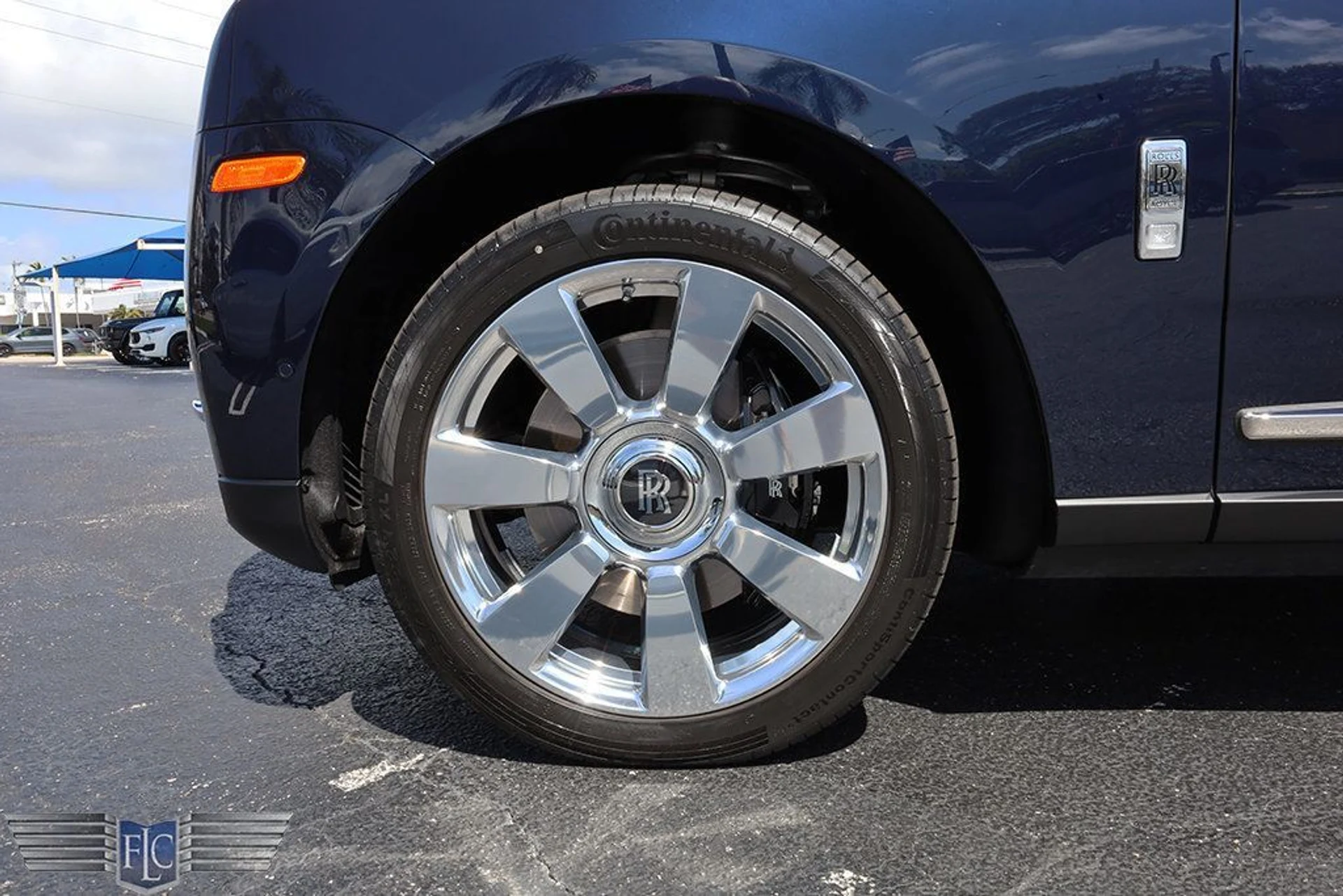 mph040_3310191187_used_2023_rolls_royce_cullinan_sportutility_6305_22995243_41_1024_9f696e3c7c