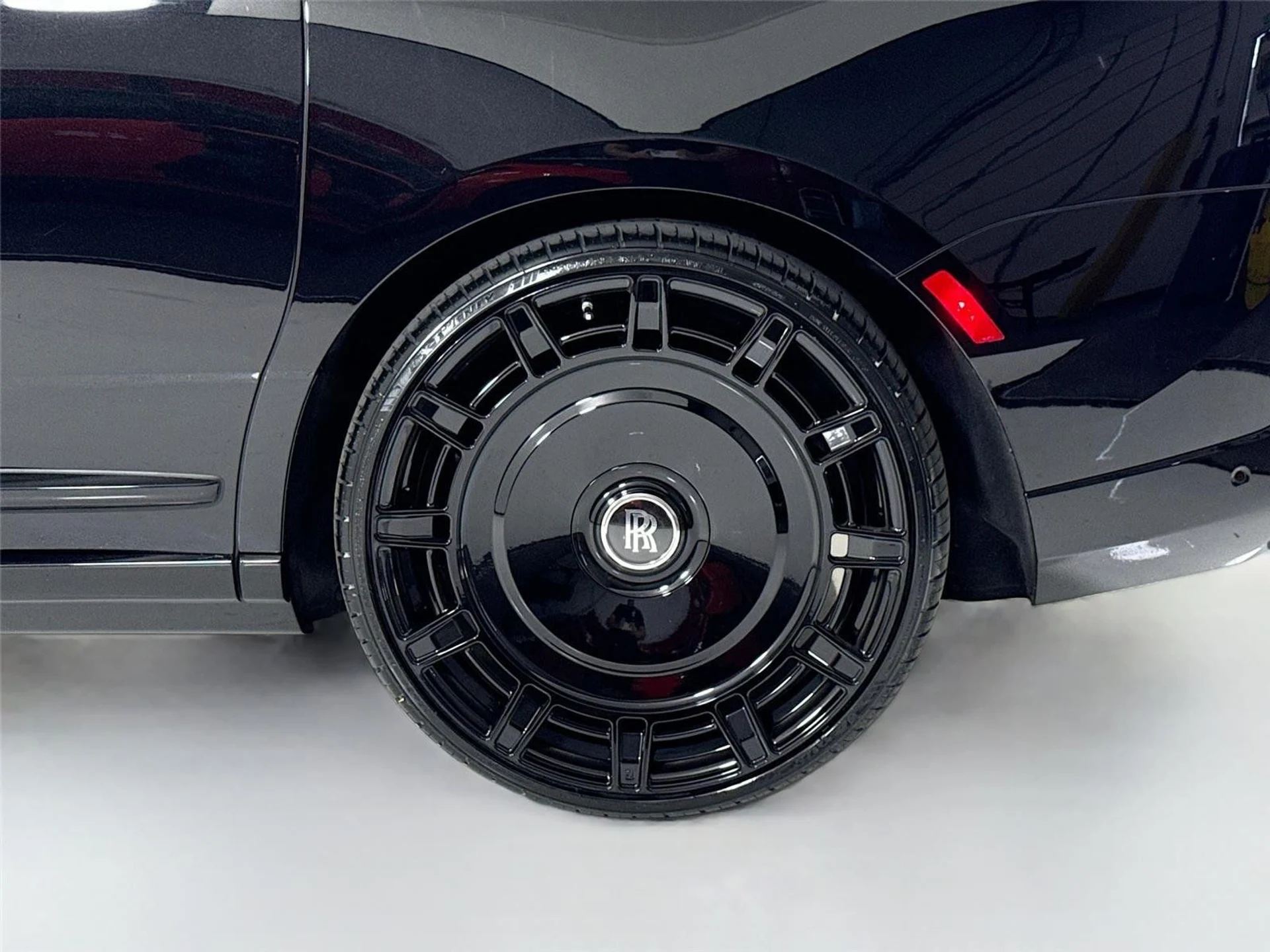 mph040_334813479_a0dc14a36372e1cd0581d3395ffde93f_22ea12ccd0