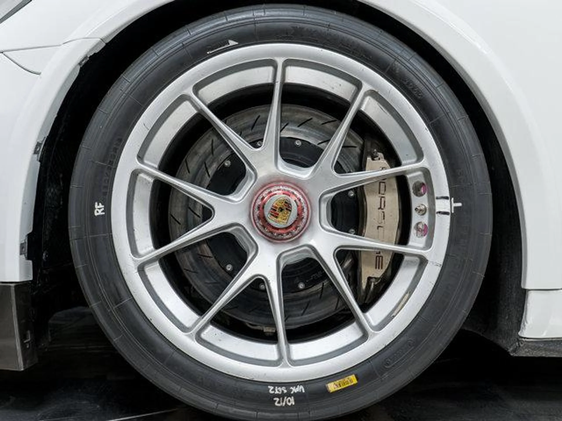 mph040_3349633758_IGD_0k_Fyg2sv8kz_Sj8t_Kg_RD_8uqjo_d147bc77e5