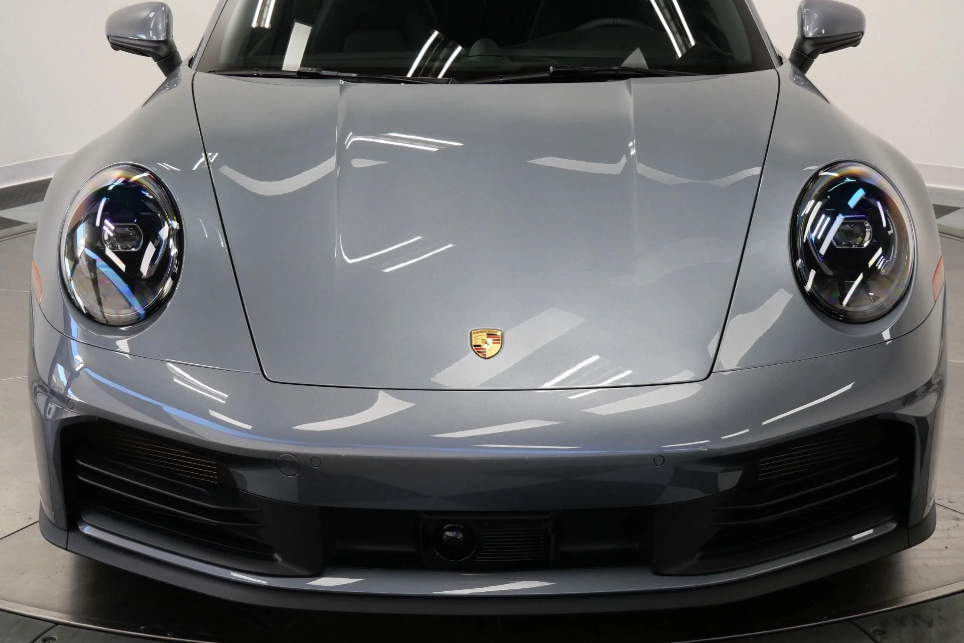 mph040_3362599323_Used_2025_Porsche_911_Carrera_Premium_Package_Sport_Exhaust_1768503028_693e693ab0