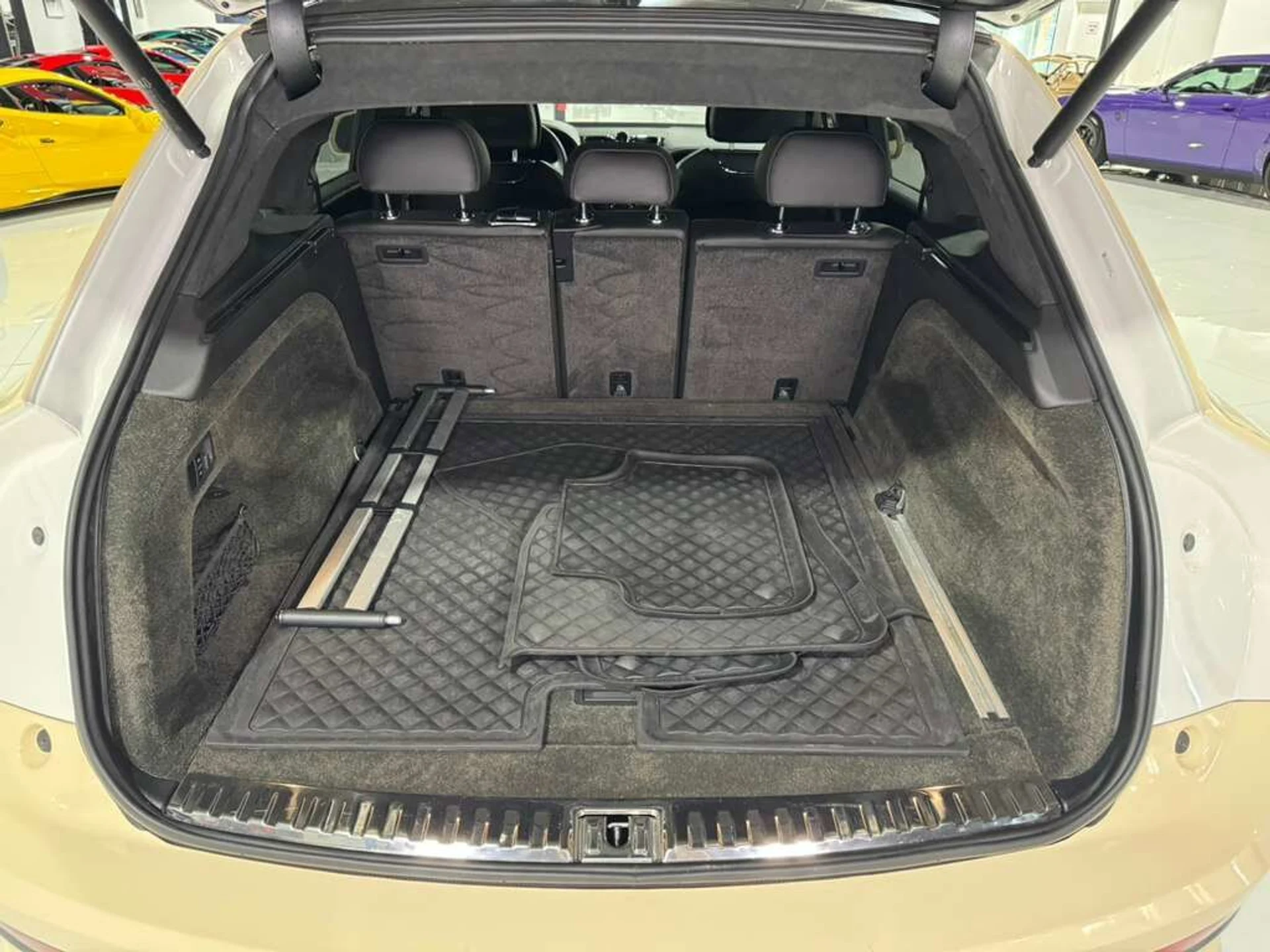 mph040_3366061901_f3f528d7326abe5e1ff478893c0e3cb8_74c295a1ef