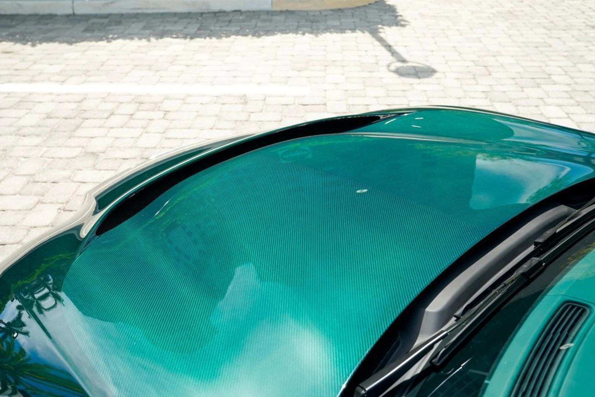 mph040_336781353_used_2023_aston_martin_vantage_v12coupe_14354_22896697_41_1024_4b6567f0b5