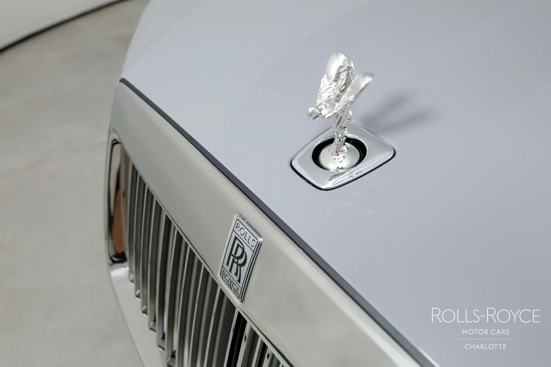 mph040_3382613101_Used_2024_Rolls_Royce_Ghost_1738596098_f4608253b6