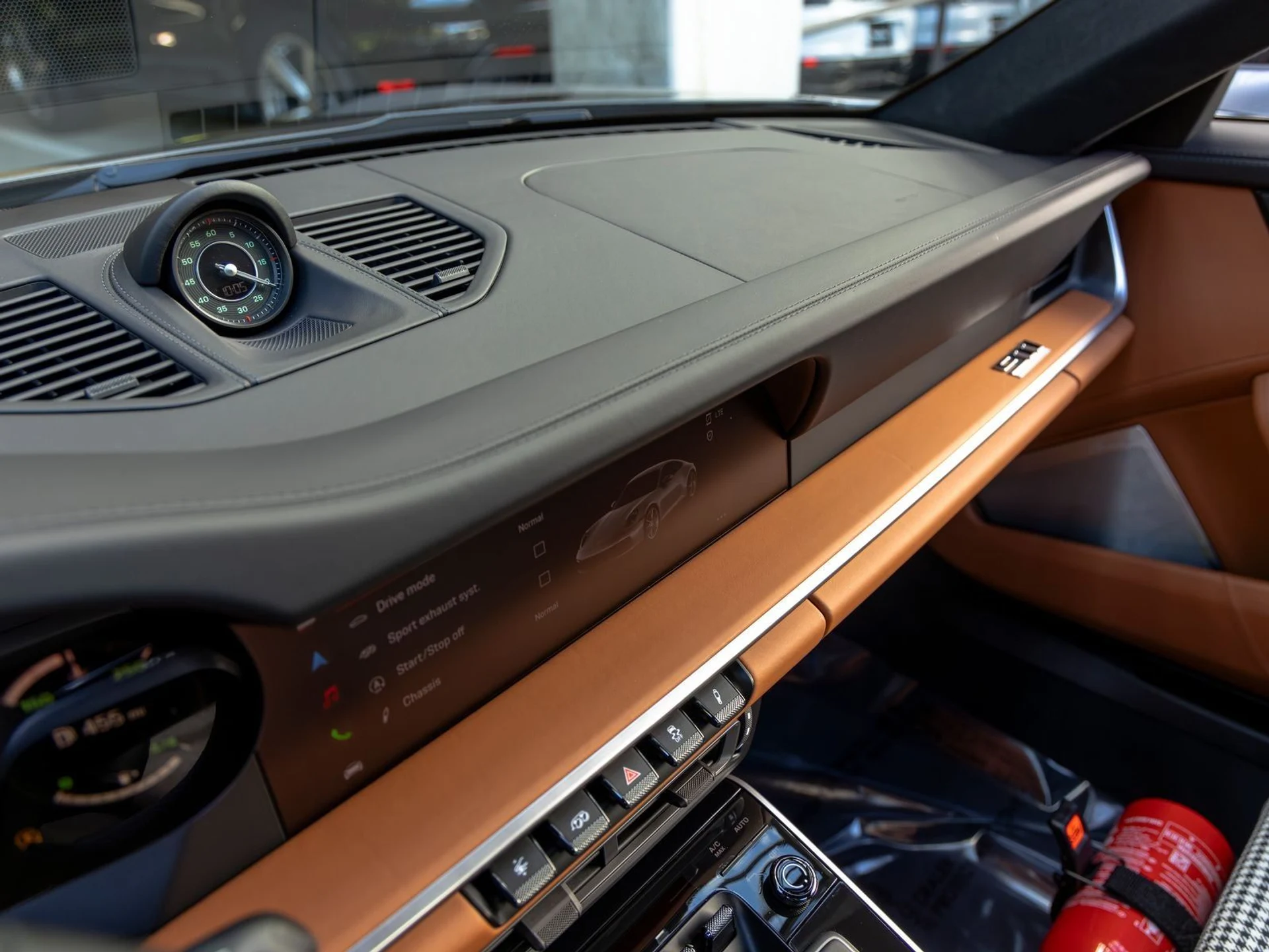 mph040_3388344648_41_f03f2b8a28