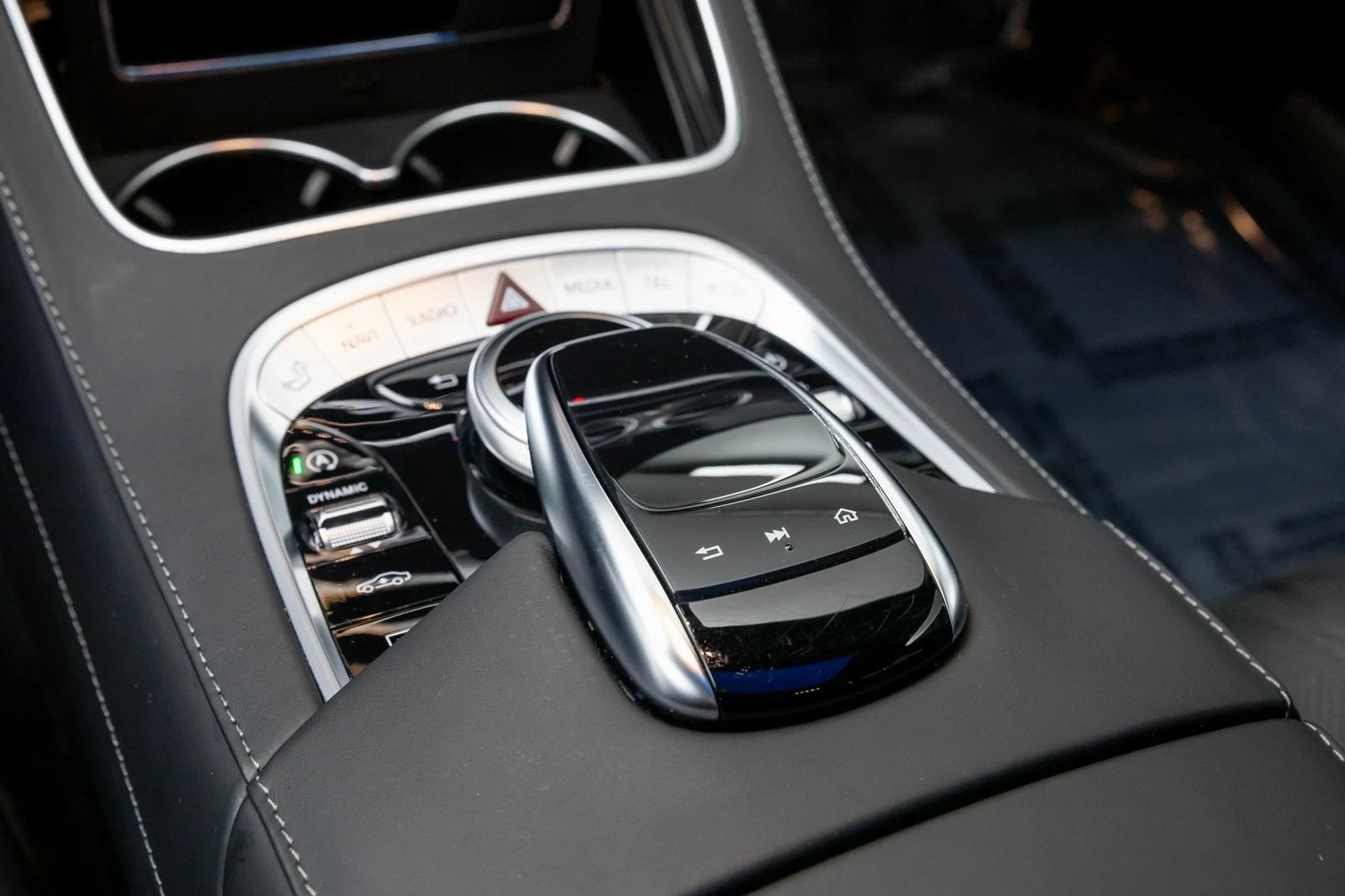 mph040_3398683331_41_d375b899eb