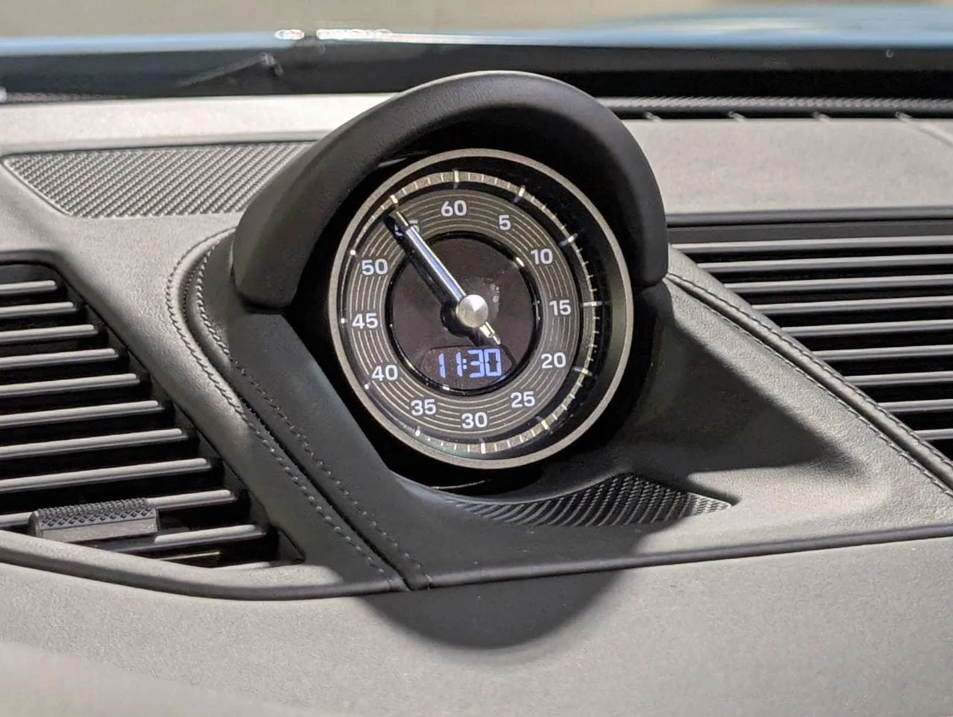 mph040_3402200846_19cbee2730365fa2fdf886ee437ccc80x_051a075bbb