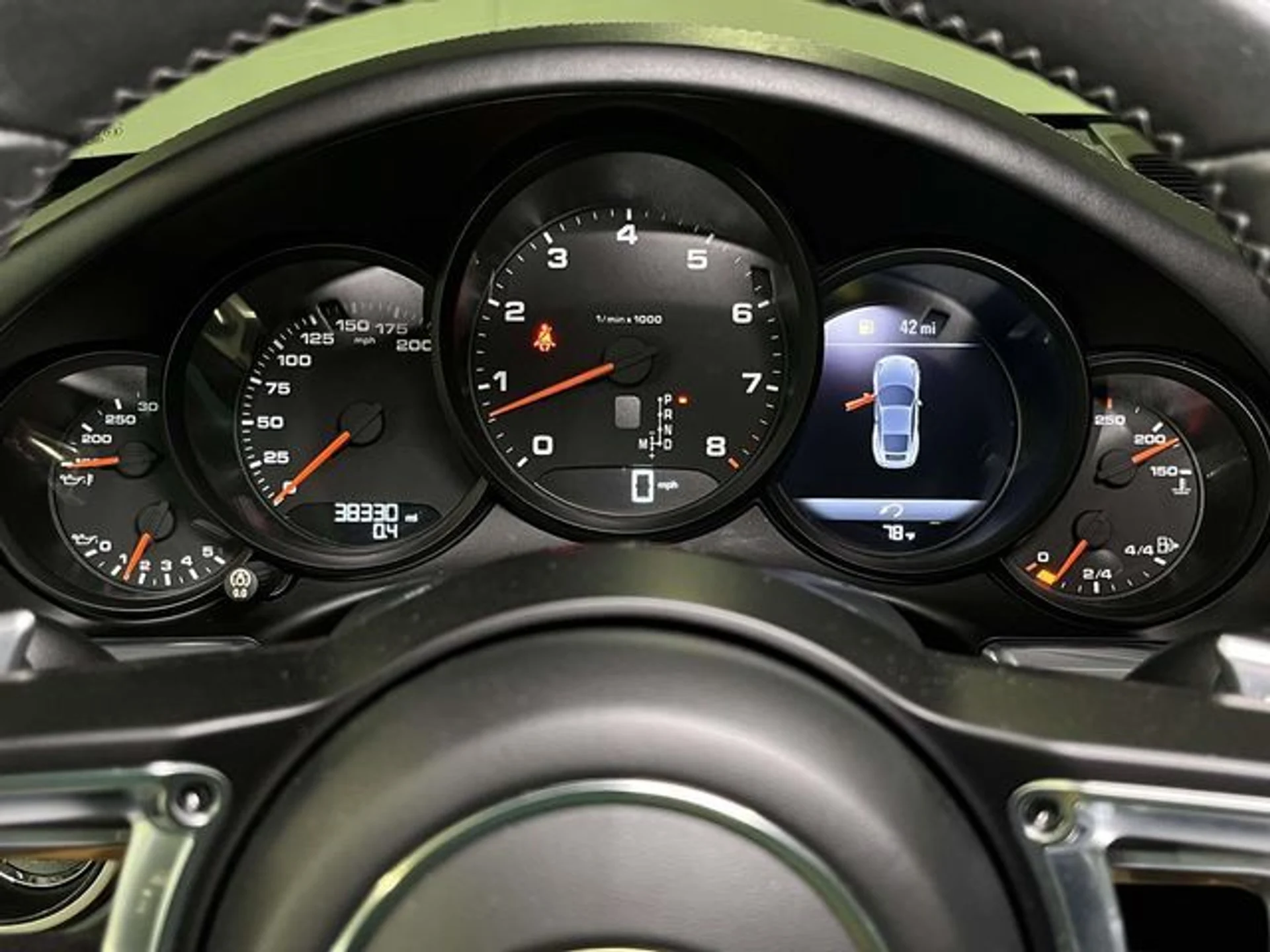 mph040_340909718_98b13fa663eca0cd4b6c81a231382e77x_ec8385b8b7