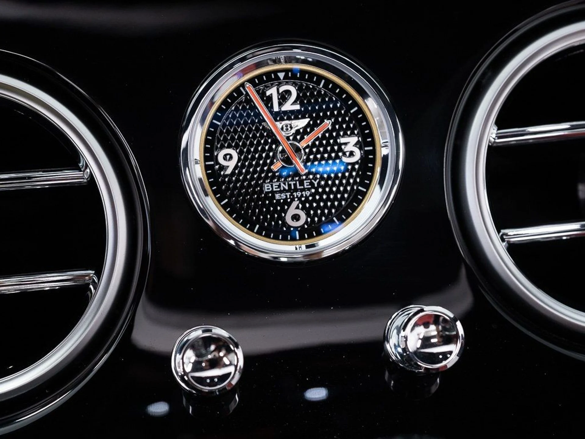 mph040_3411942107_fc1626d0382328b2af615bb183269a08_cea5b00851