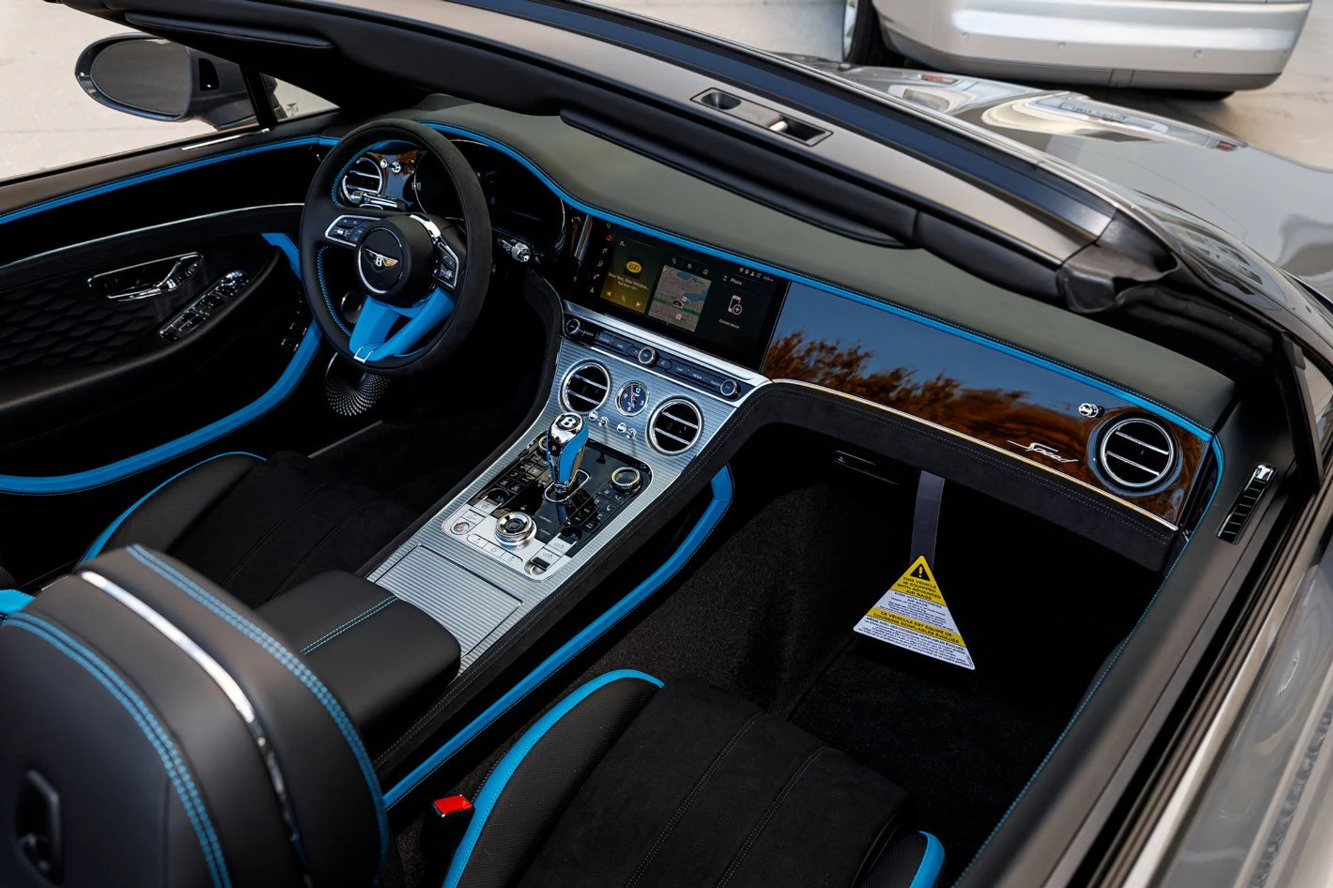 mph040_3417146361_f0a3dfcad7c16890eb87695c1a66eb97x_e174b19f33