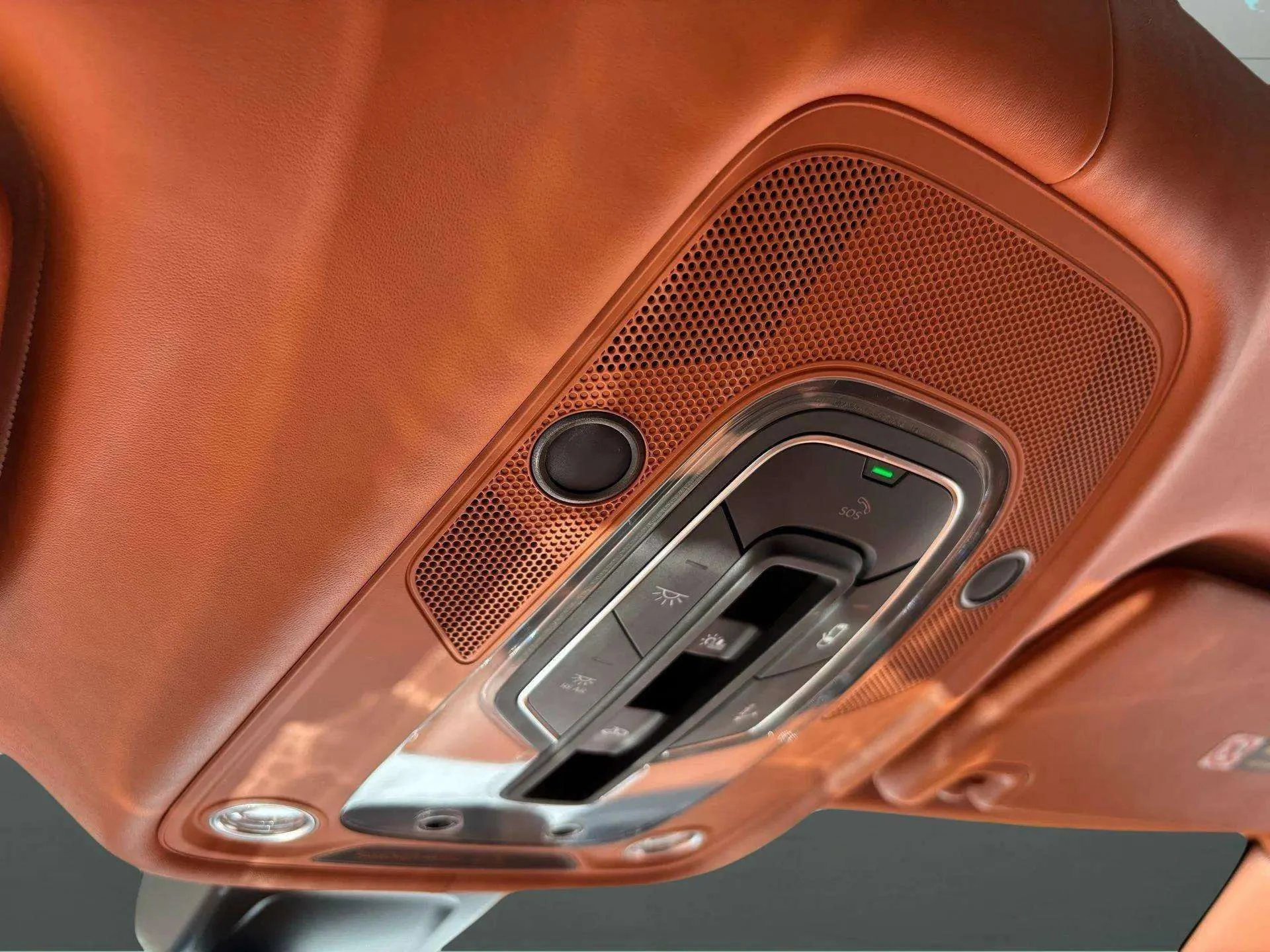 mph040_3443640763_e8d079834d314208bec0f3d23c7b0ee2_203e230ef0